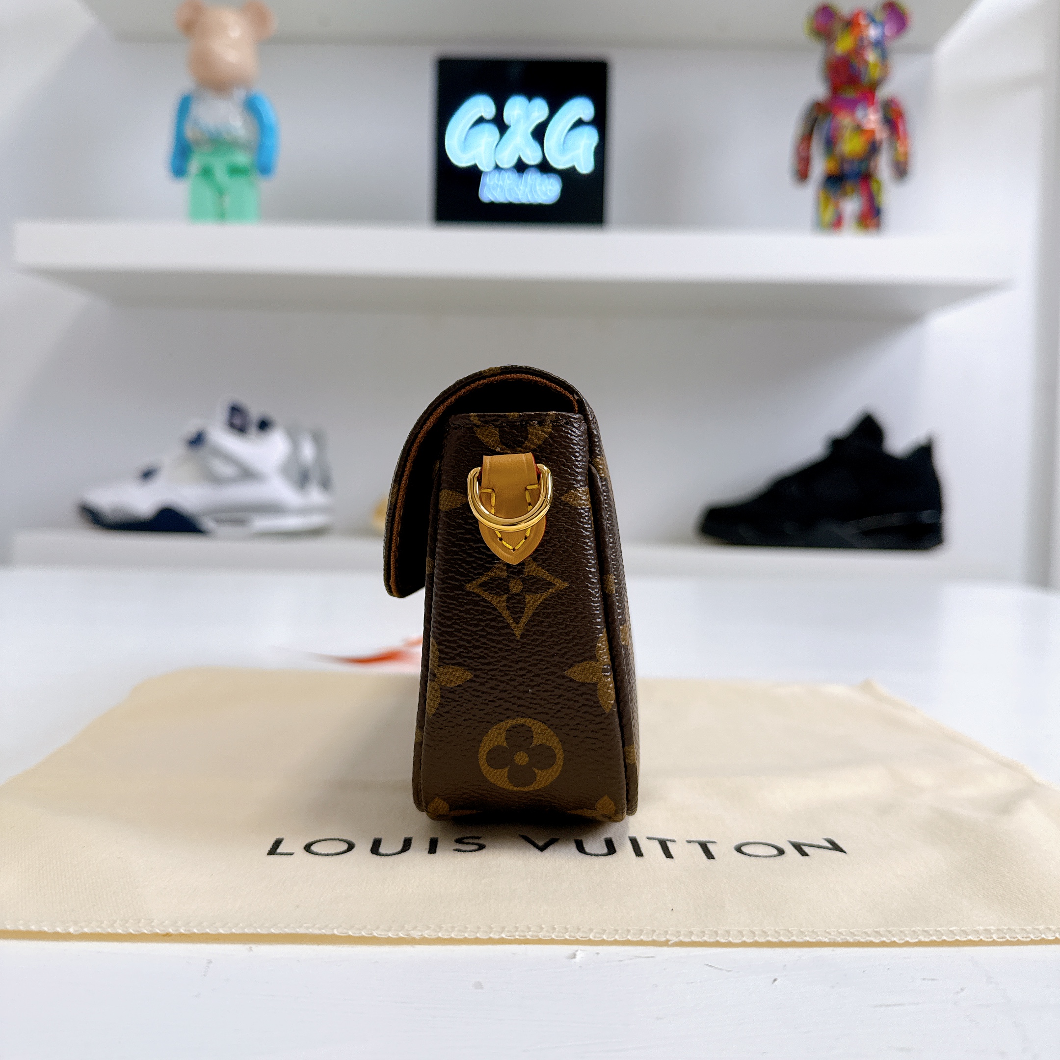 Louis Vuitton Ivy Wallet On Chain Monogram Brown