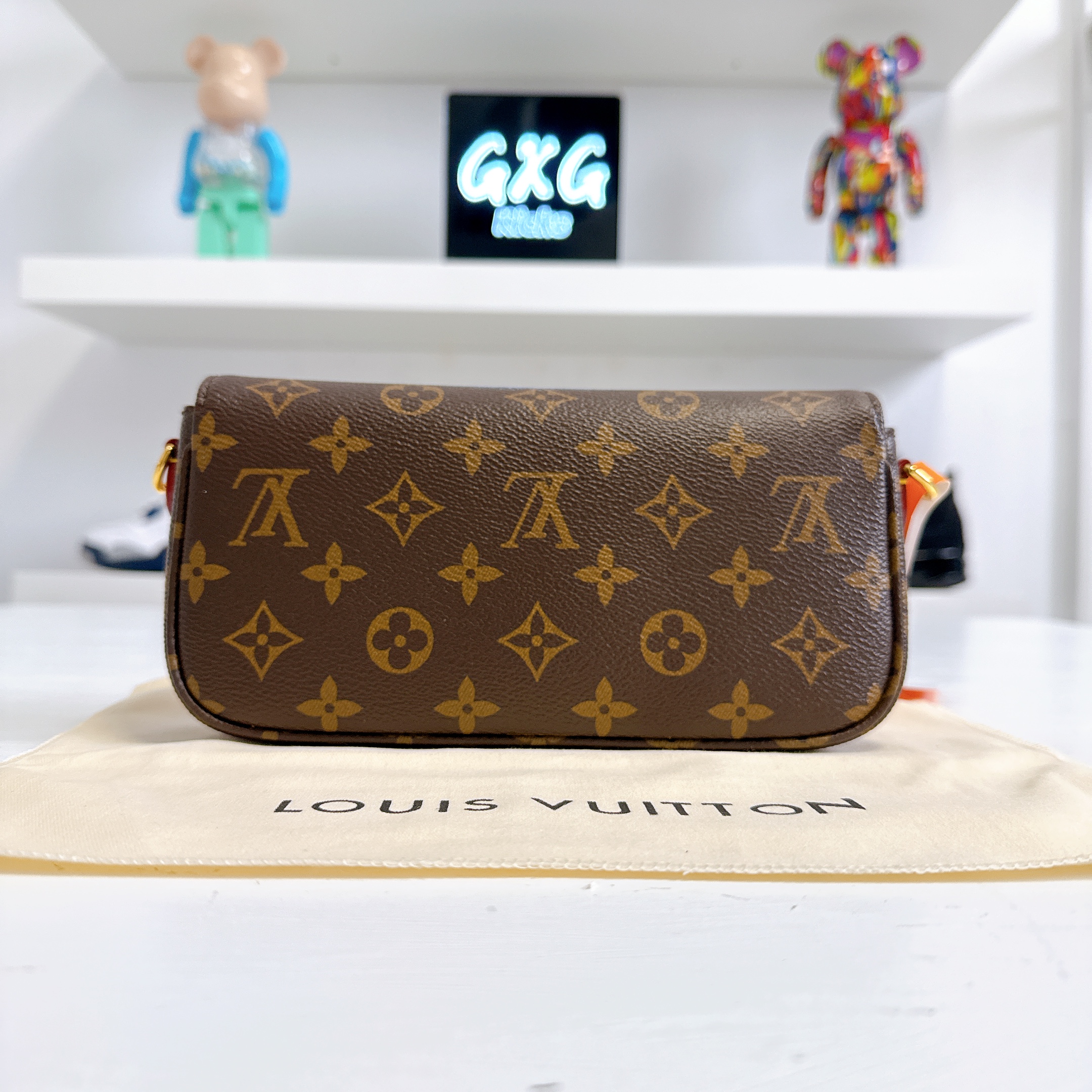 Louis Vuitton Ivy Wallet On Chain Monogram Brown