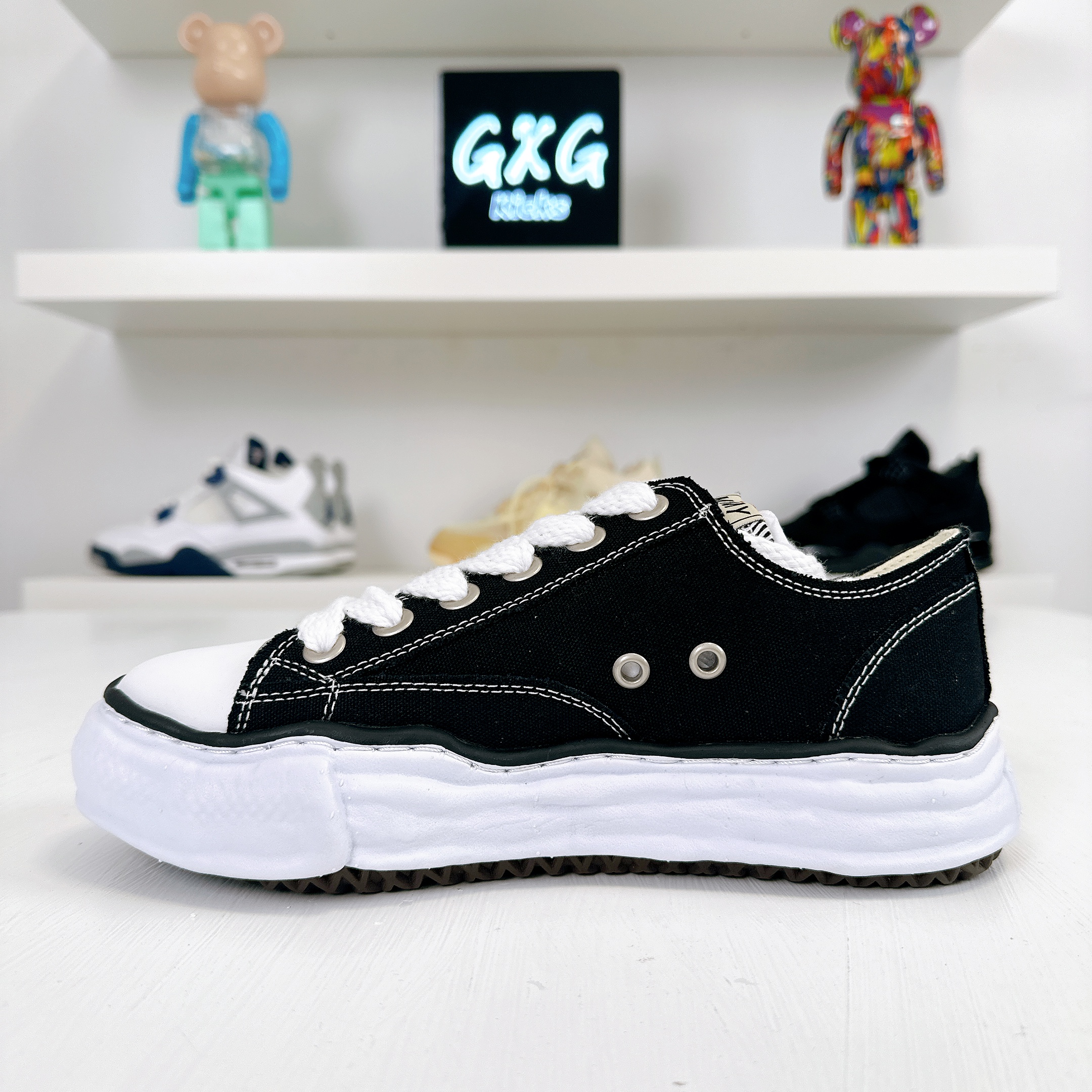 Maison MIHARA YASUHIRO HANK OG Sole Canvas Low 'Black White' A05FW702-BLK