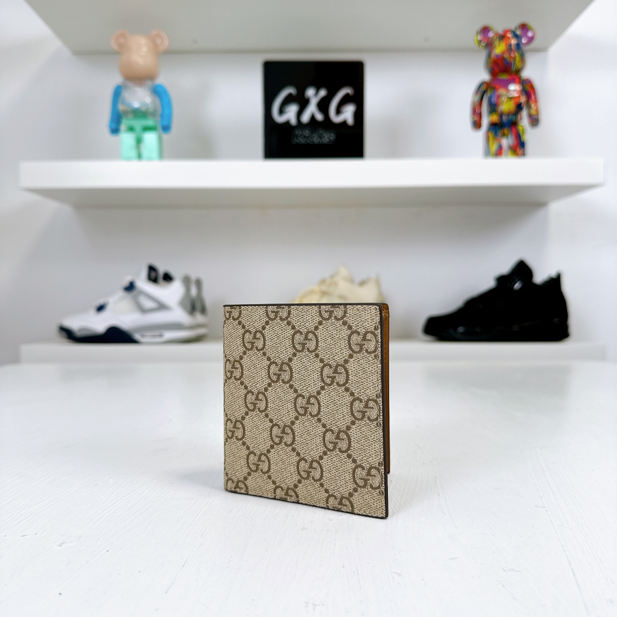Gucci Gg Canvas Bifold Wallet - Beige