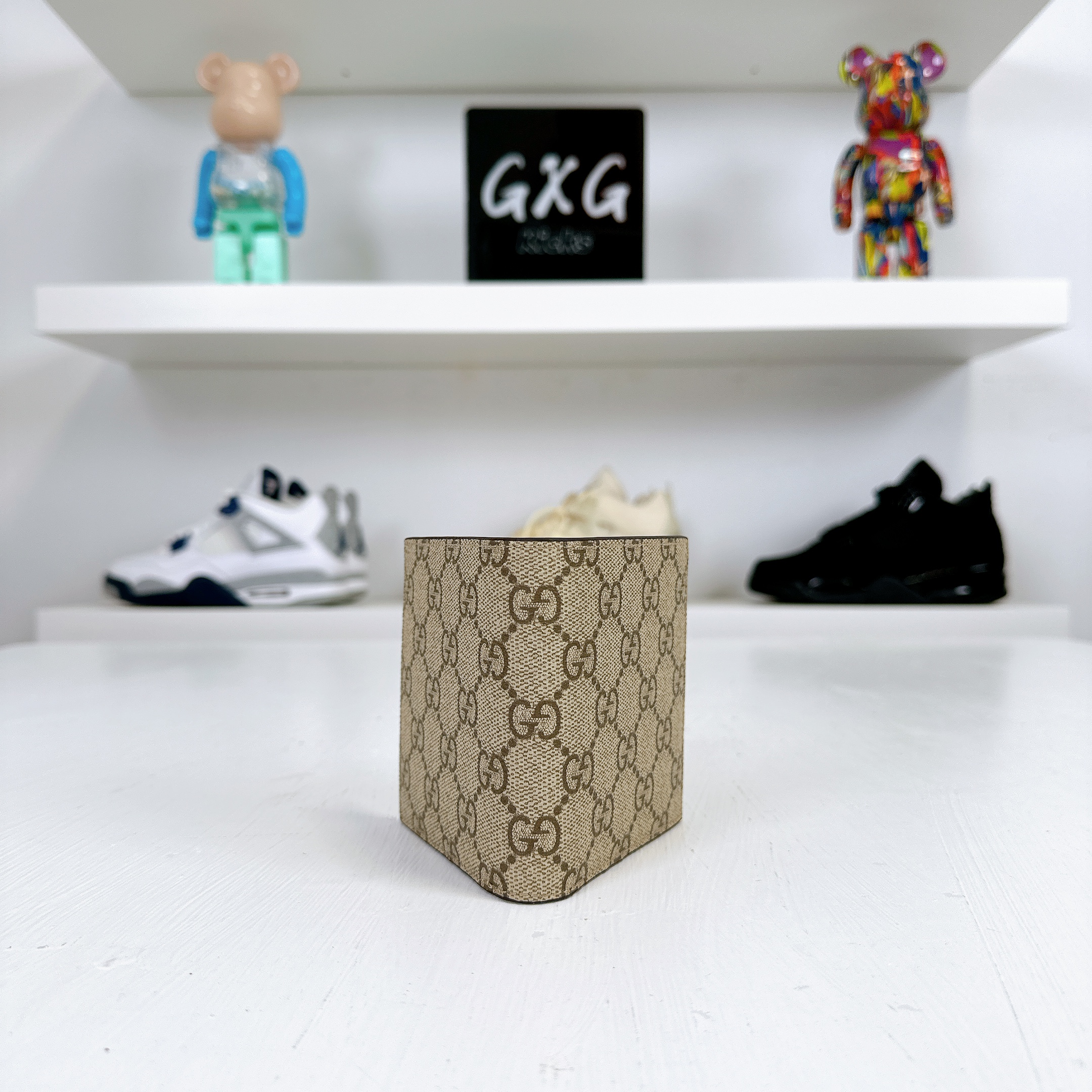 Gucci Gg Canvas Bifold Wallet - Beige