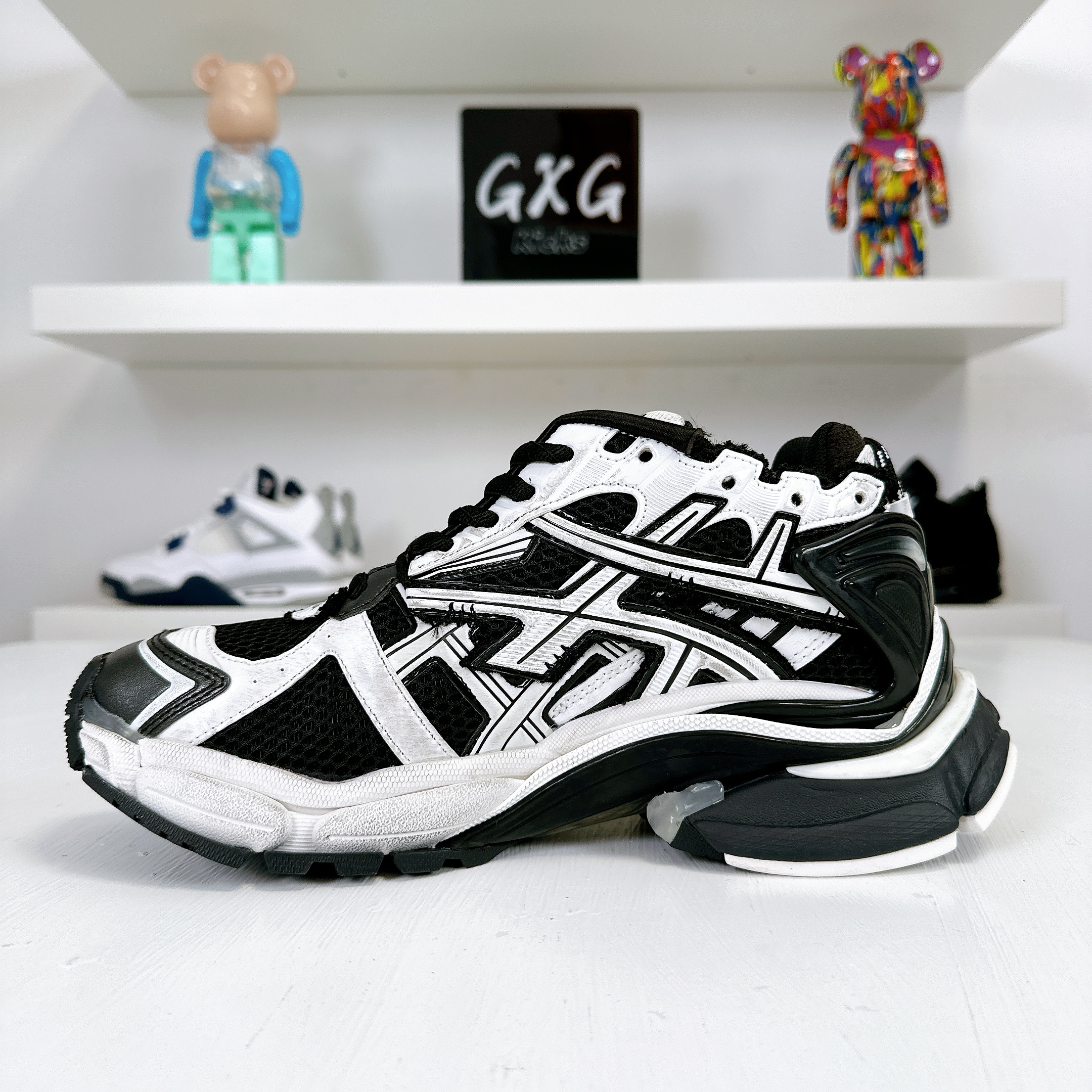 Balenciaga Runner Sneaker 'White Black' - 772774 W3RMU 9010