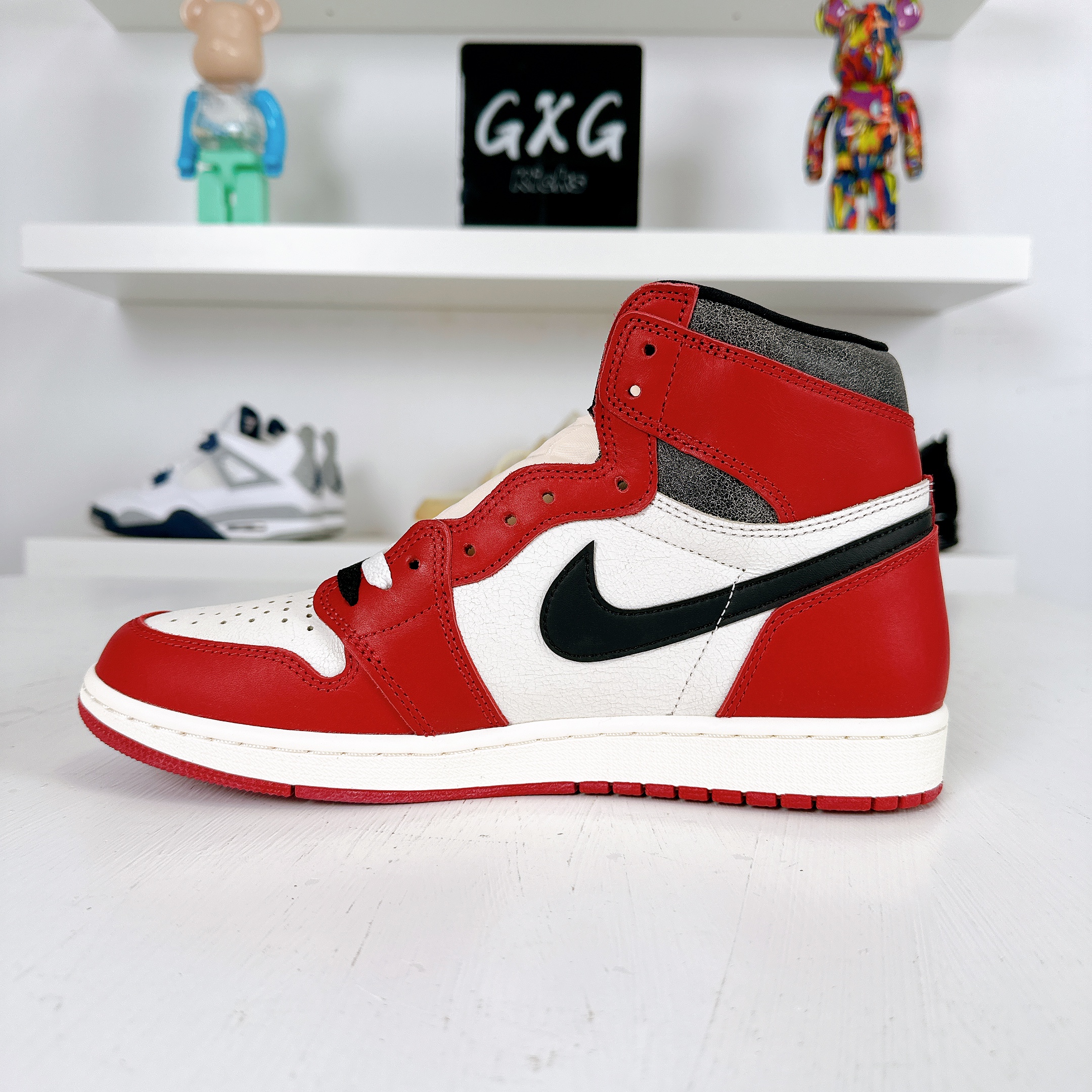 Air Jordan 1 Retro High OG 'Chicago Lost & Found' DZ5485-612