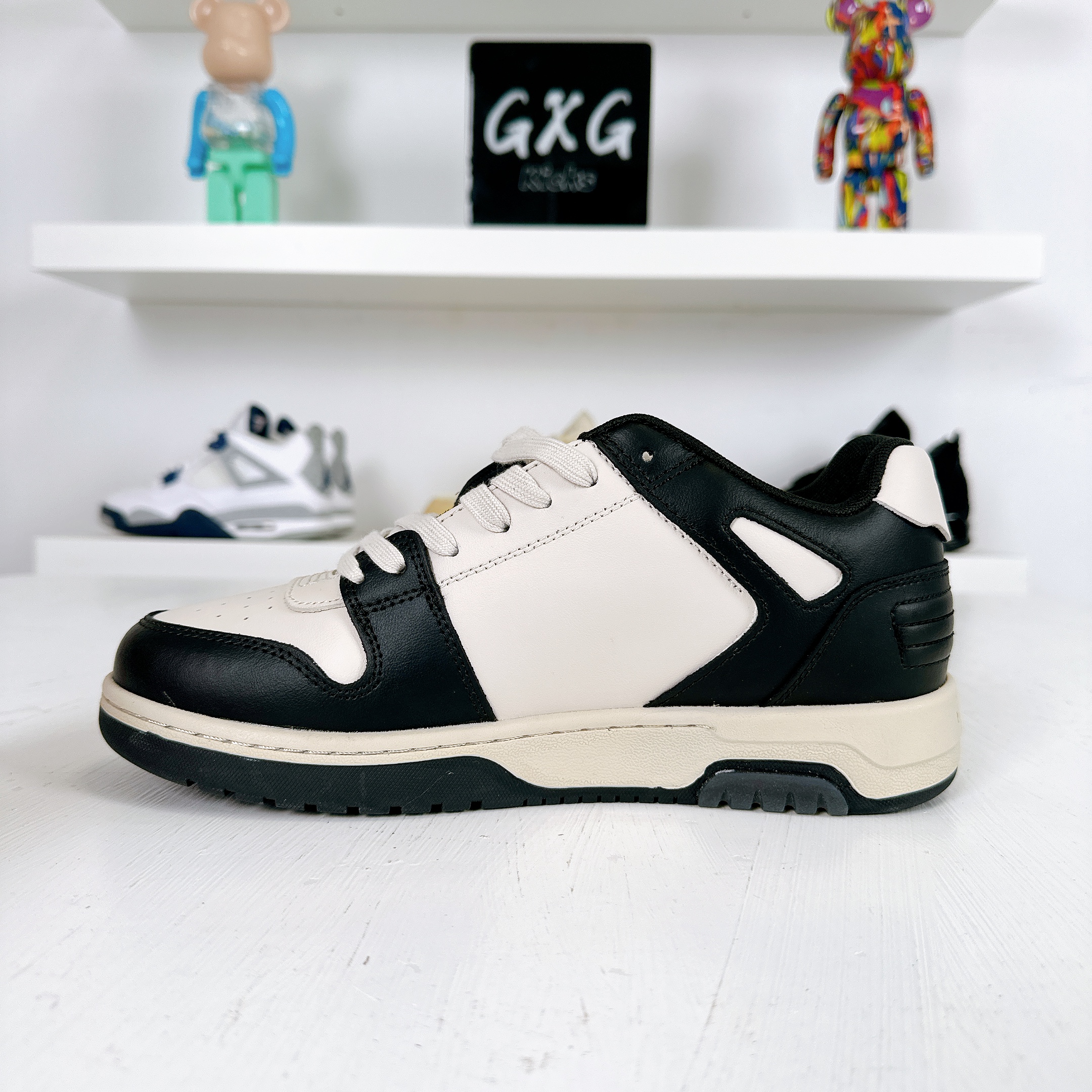 Off-White Out Of Office Low-Top Sneaker 'Black White' OWIA259F21LEA0010107