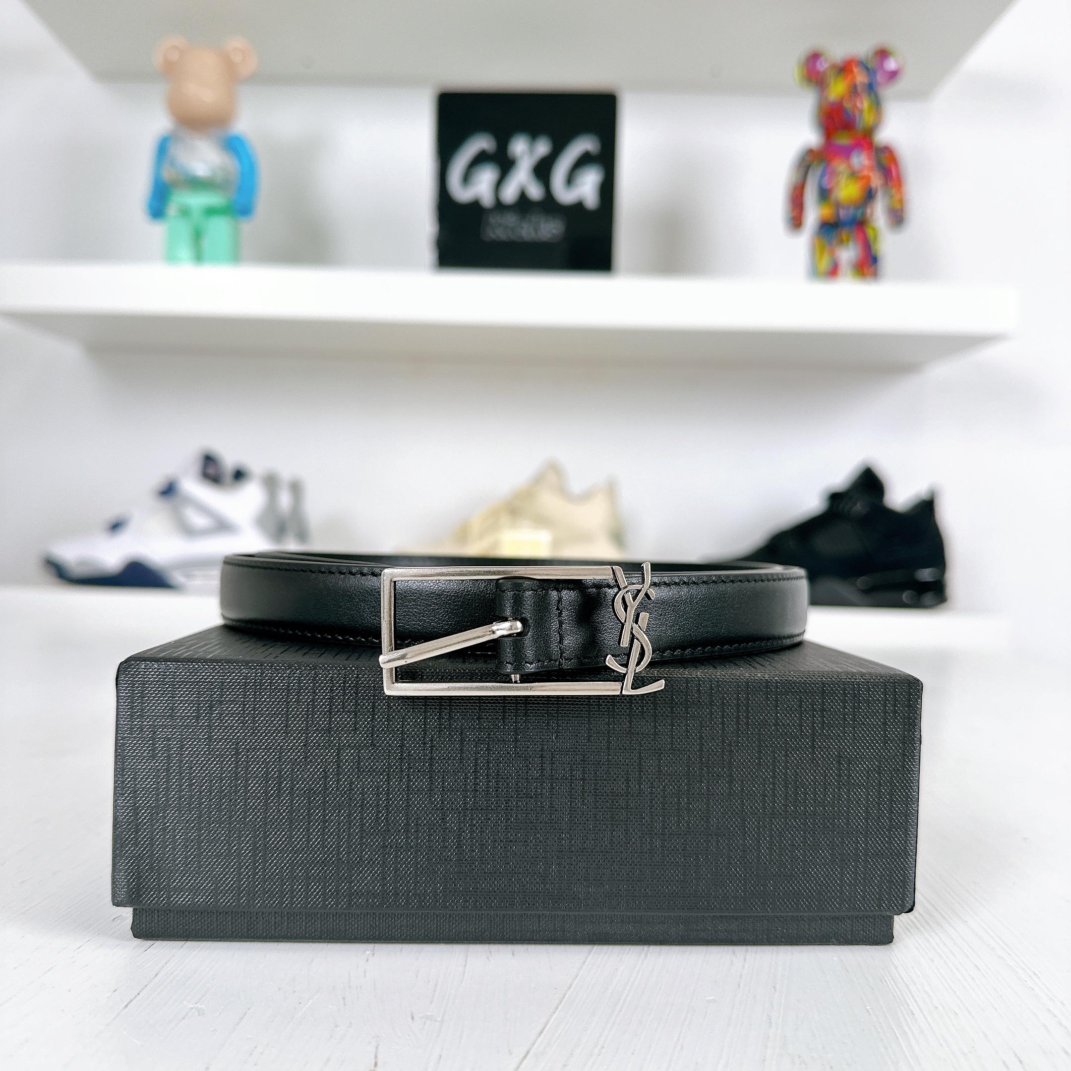 Saint Laurent Leather Low Belt In Black