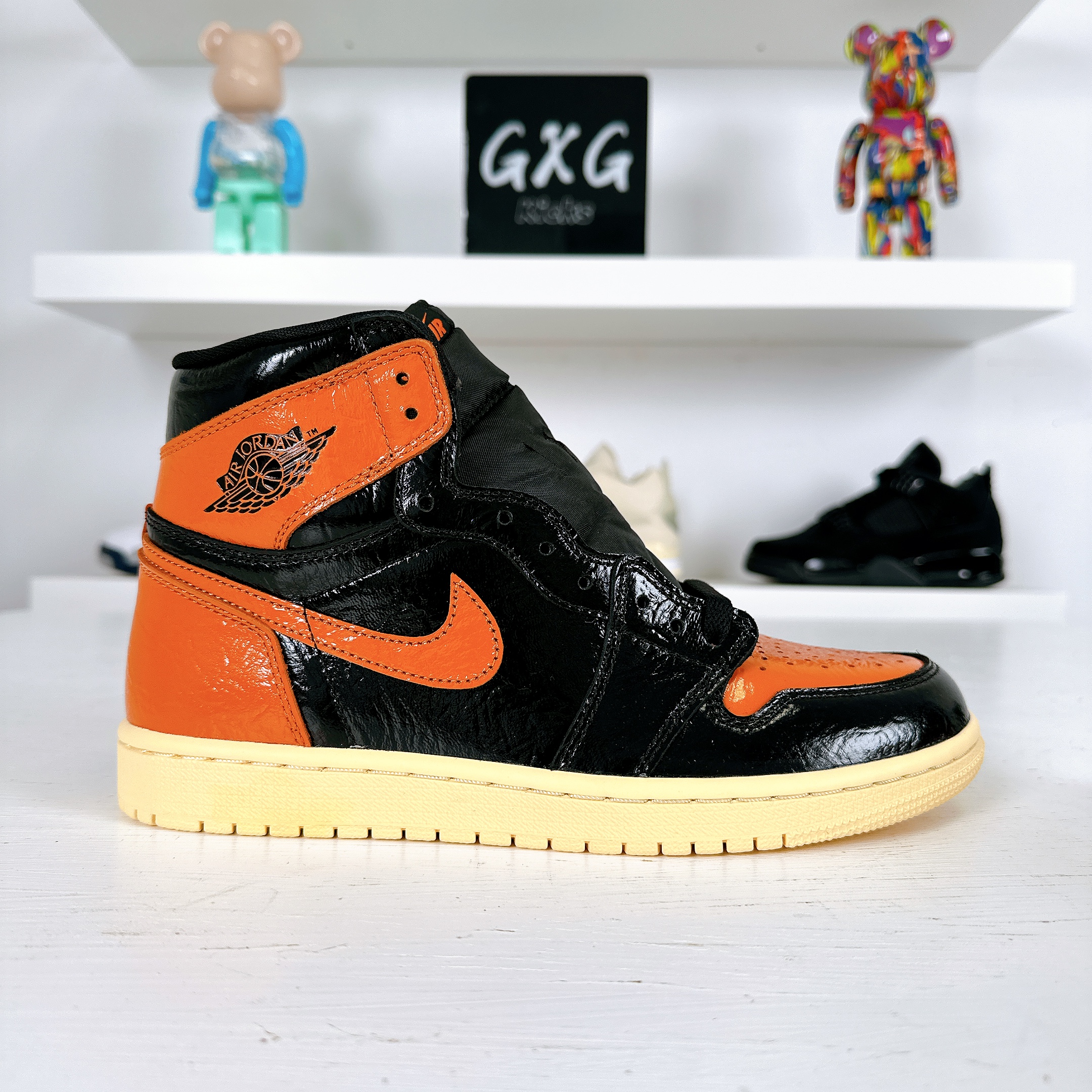 Air Jordan 1 Retro High OG 'Shattered Backboard 3.0' 555088-028