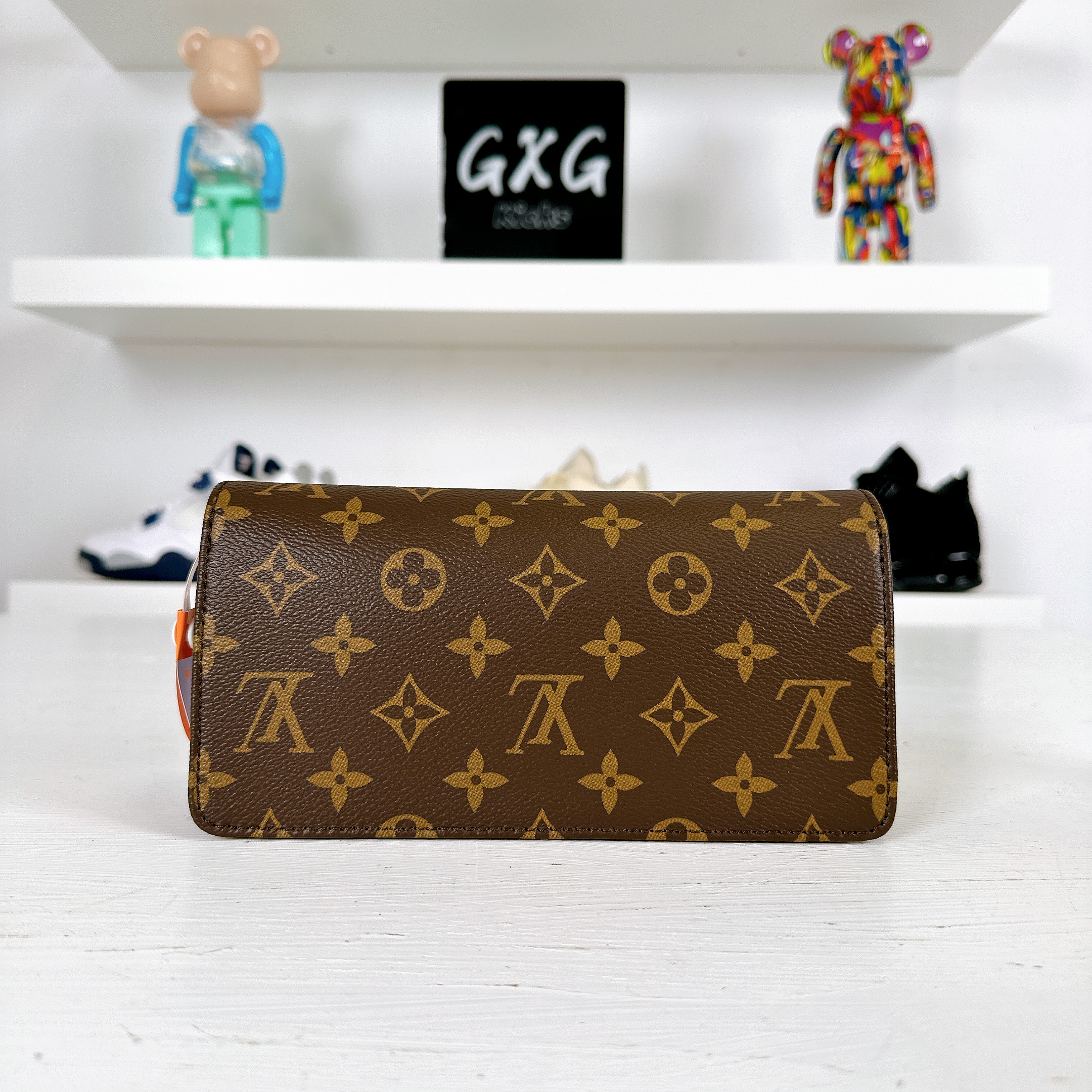 Louis Vuitton Wallet On Chain Lily Monogram in Coated Canvas with Gold-tone