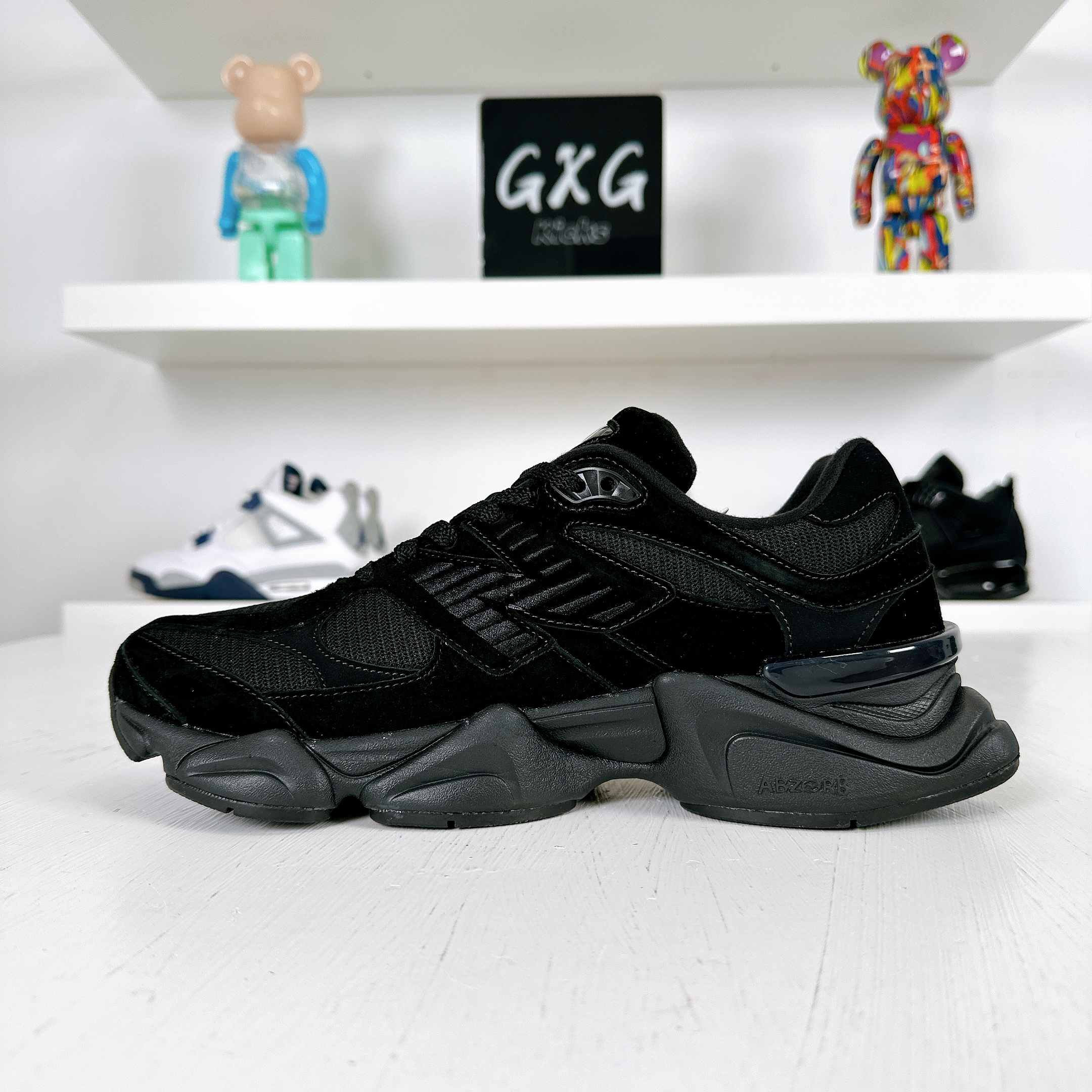 New Balance 9060 'Triple Black' U9060BPM