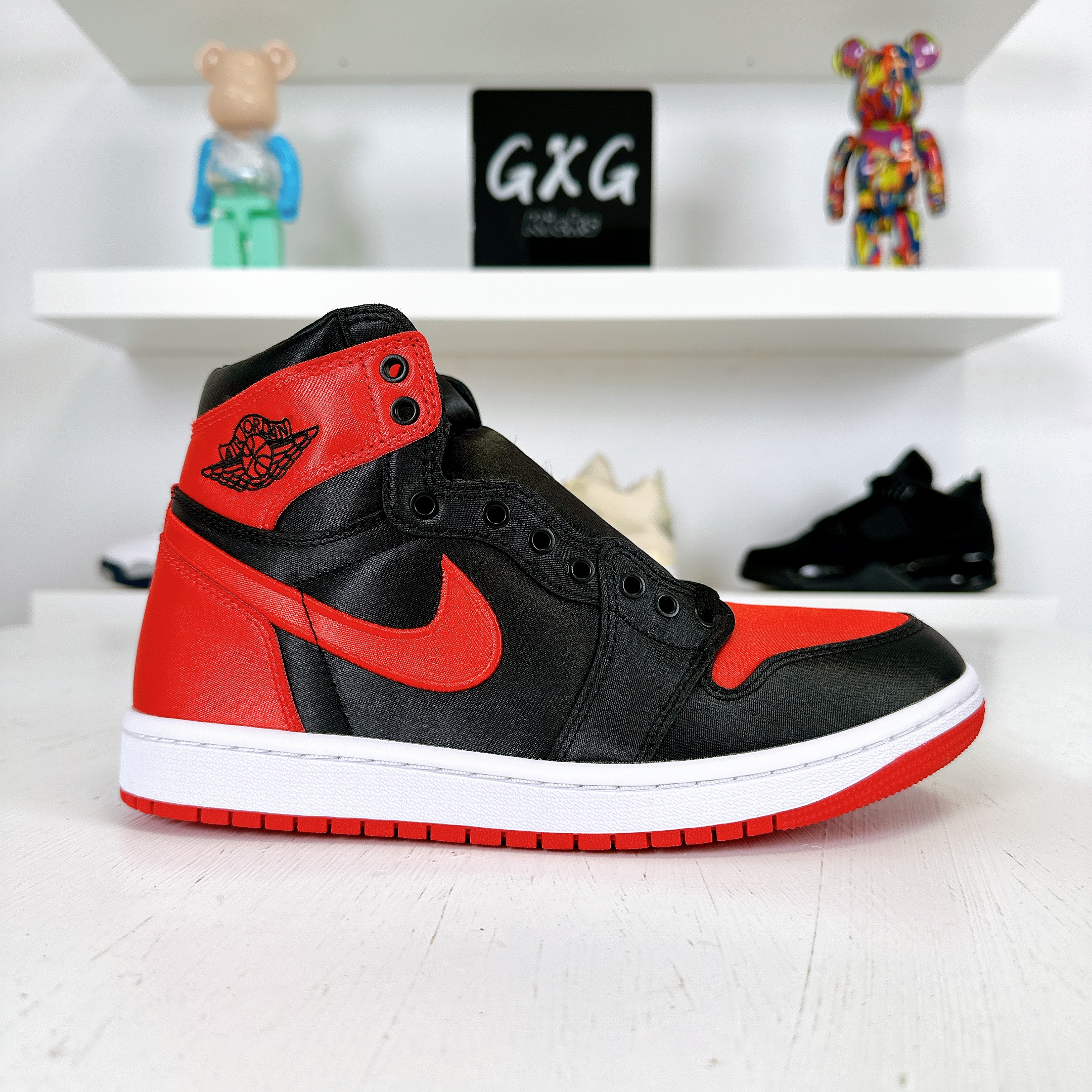 (WMNS) Air Jordan 1 Retro High OG 'Satin Bred' FD4860 061