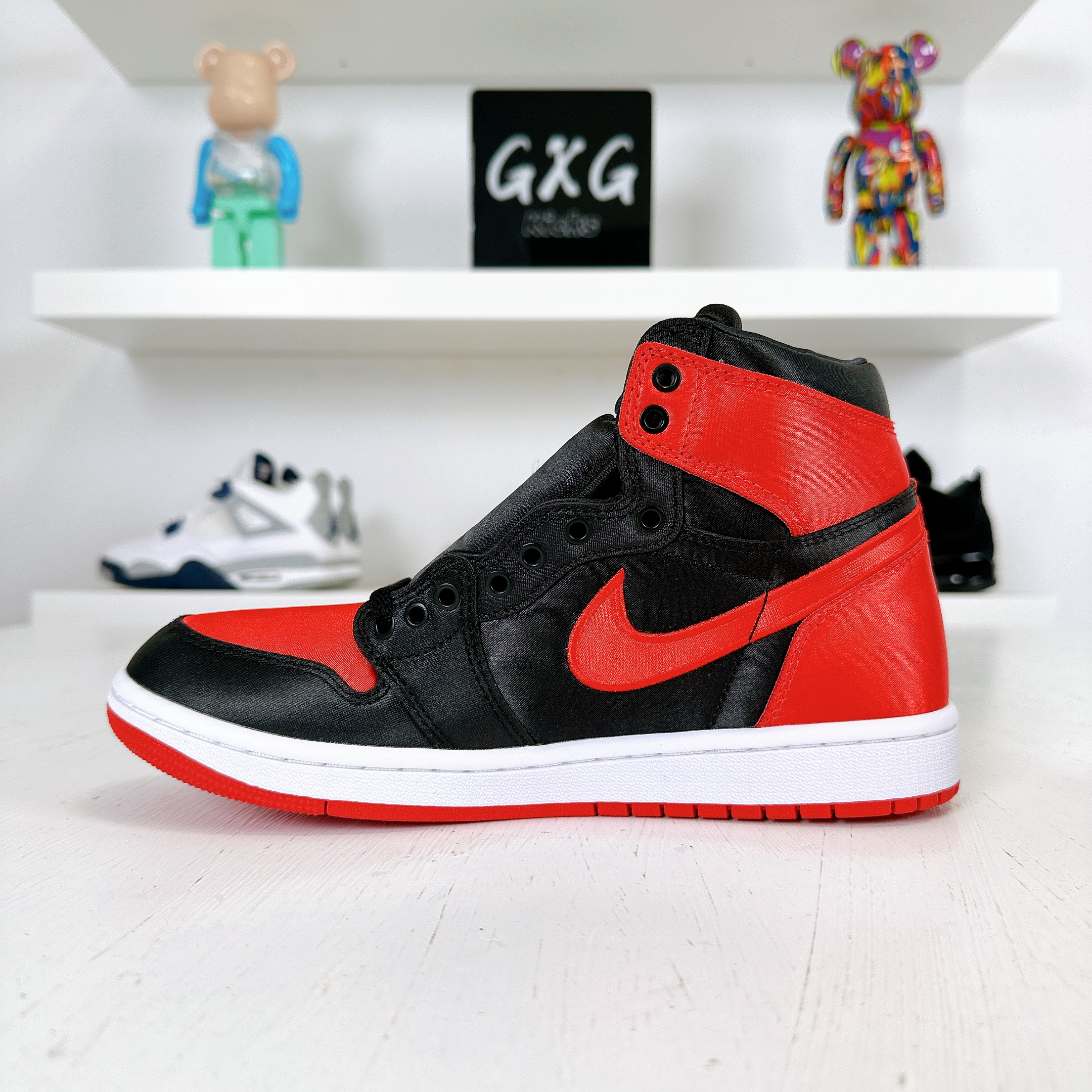 (WMNS) Air Jordan 1 Retro High OG 'Satin Bred' FD4860 061