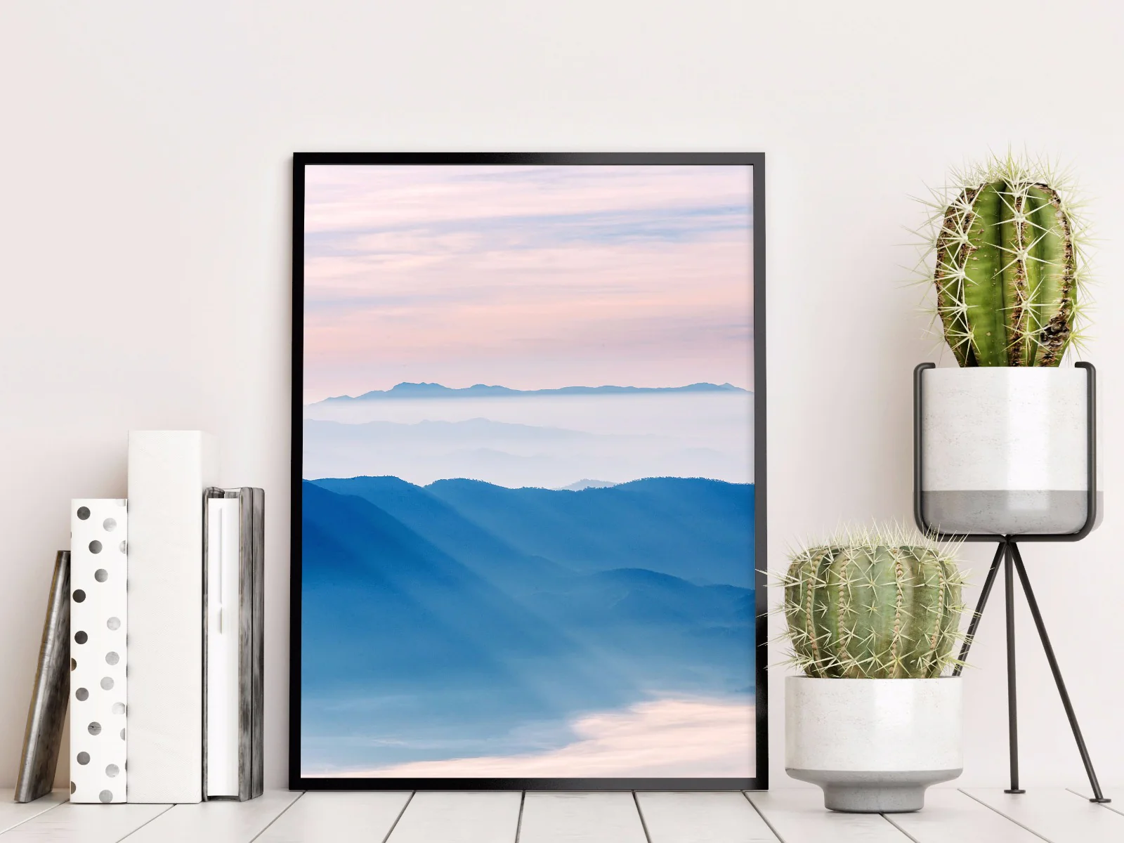 Sun-rays on Mountain juliste