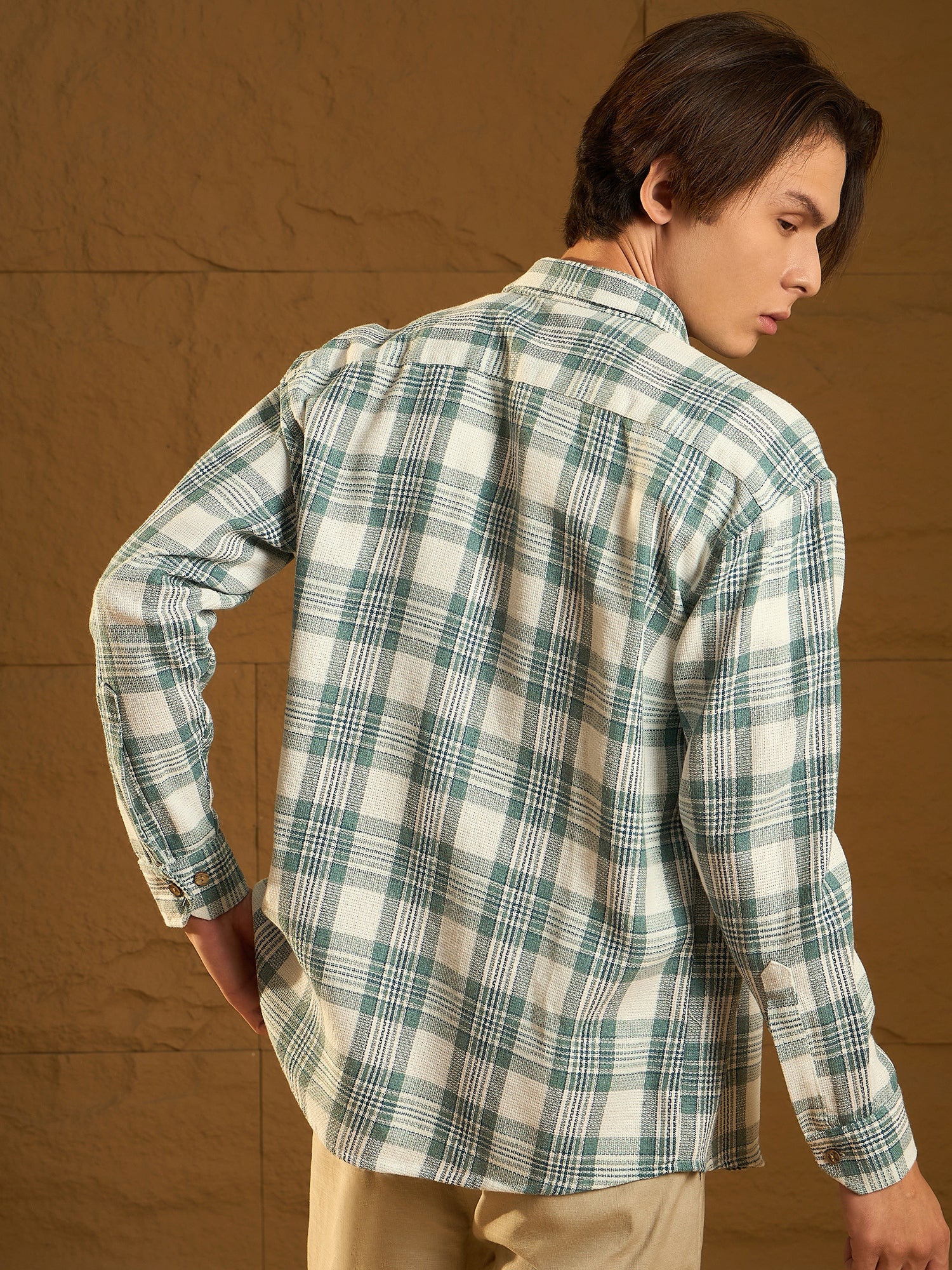 Green: Full Sleeves Windowpane Checked Shirt