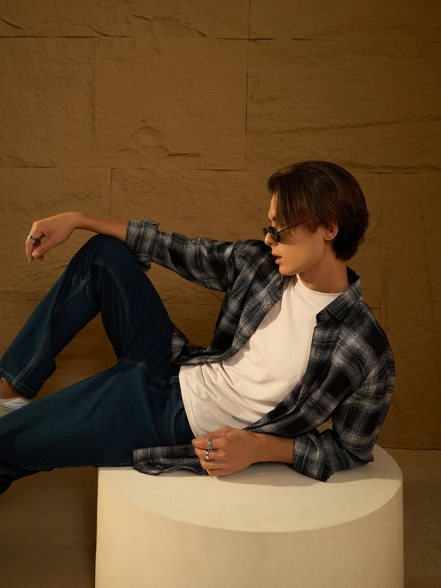 Black: Full Sleeves Casual Checked Shirt