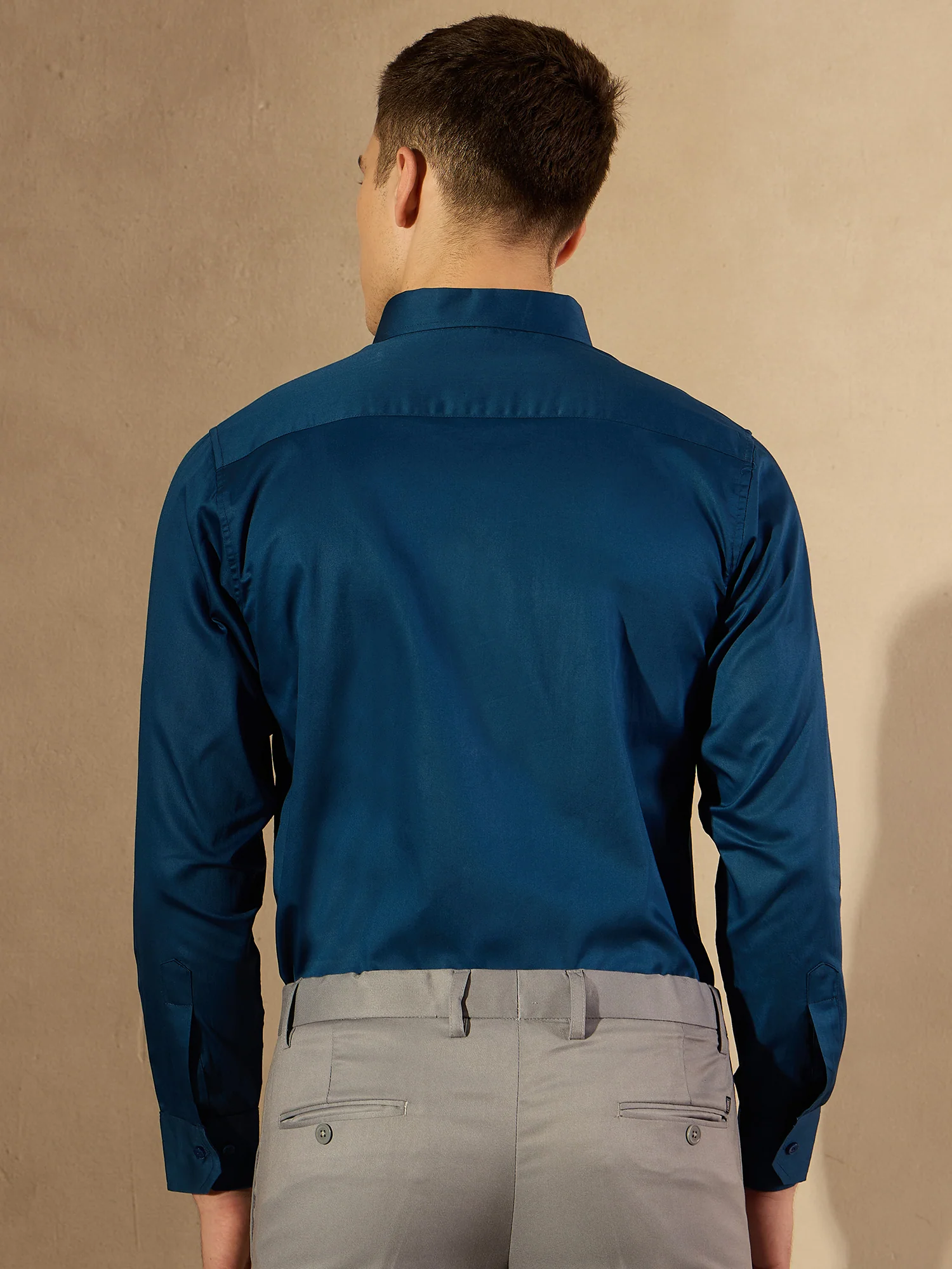 Blue: Comfort Regular Fit Solid Formal Shirt