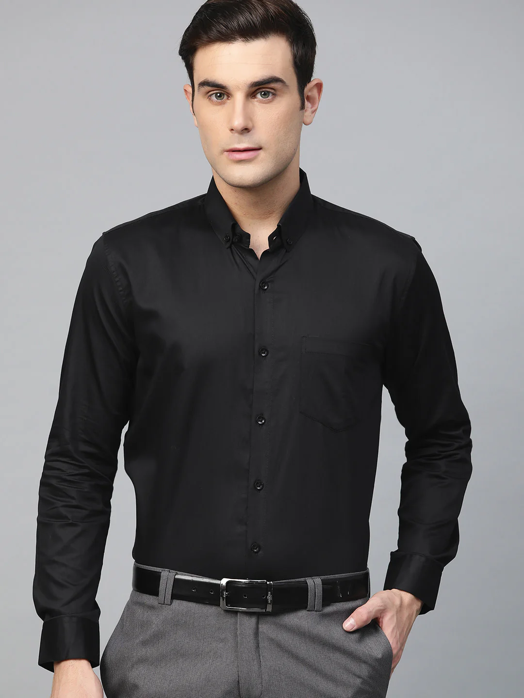 Black: Comfort Regular Fit Solid Formal Shirt