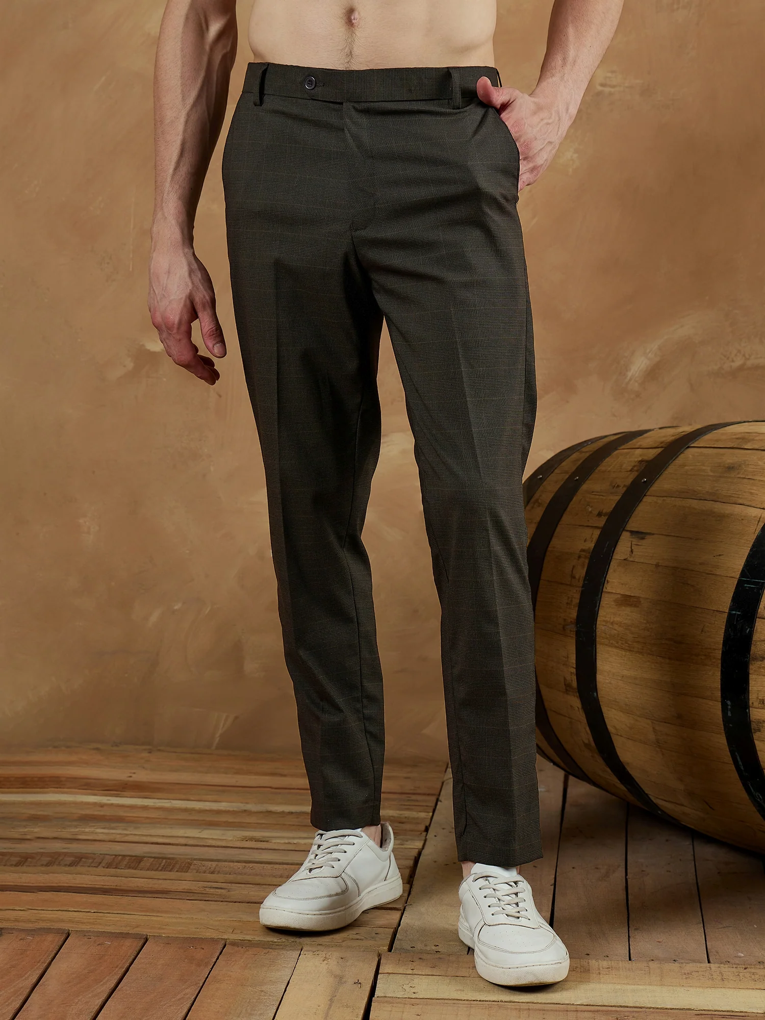 Brown: Checkered Self design Trouser