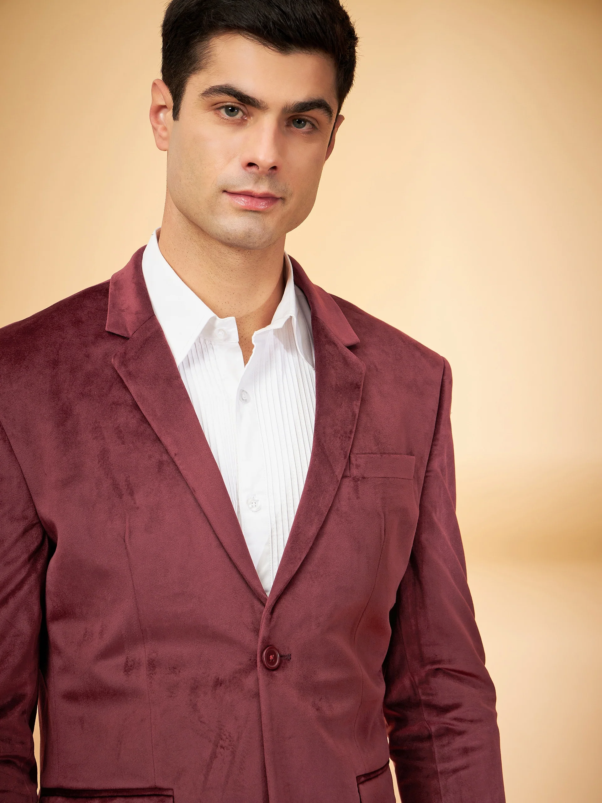 DENNISON Men Wine Single-Breasted Velvet Blazer