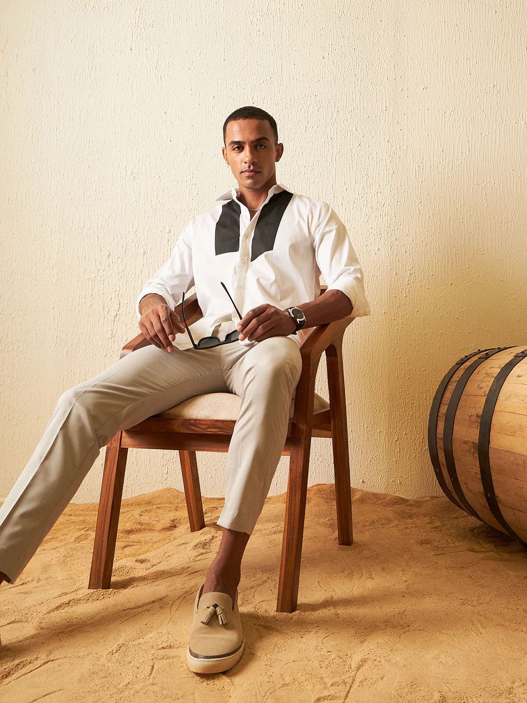 White: Full Sleeves Casual Shirt