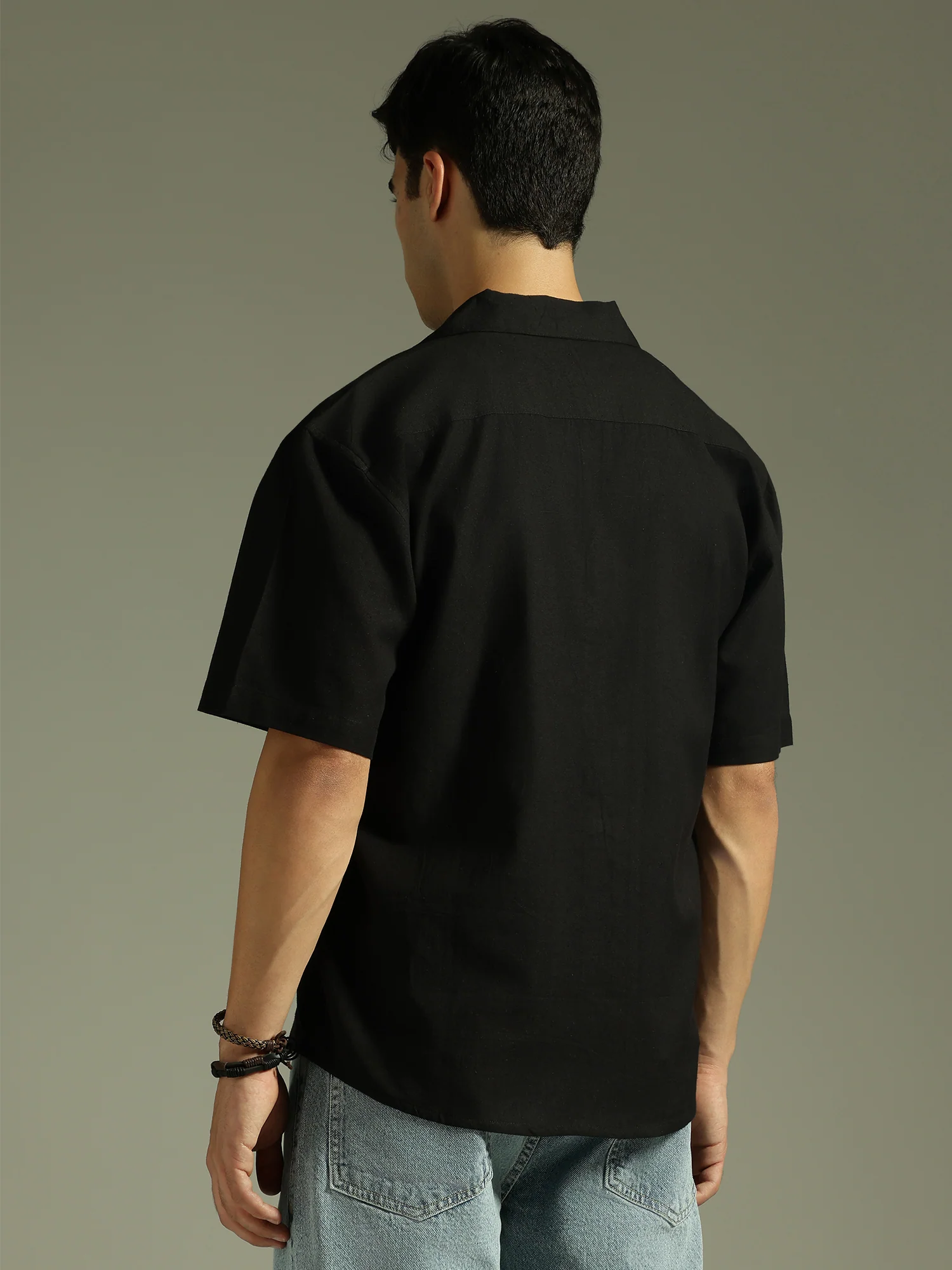 Black: Embroidered Drop Shoulder Oversized Shirt