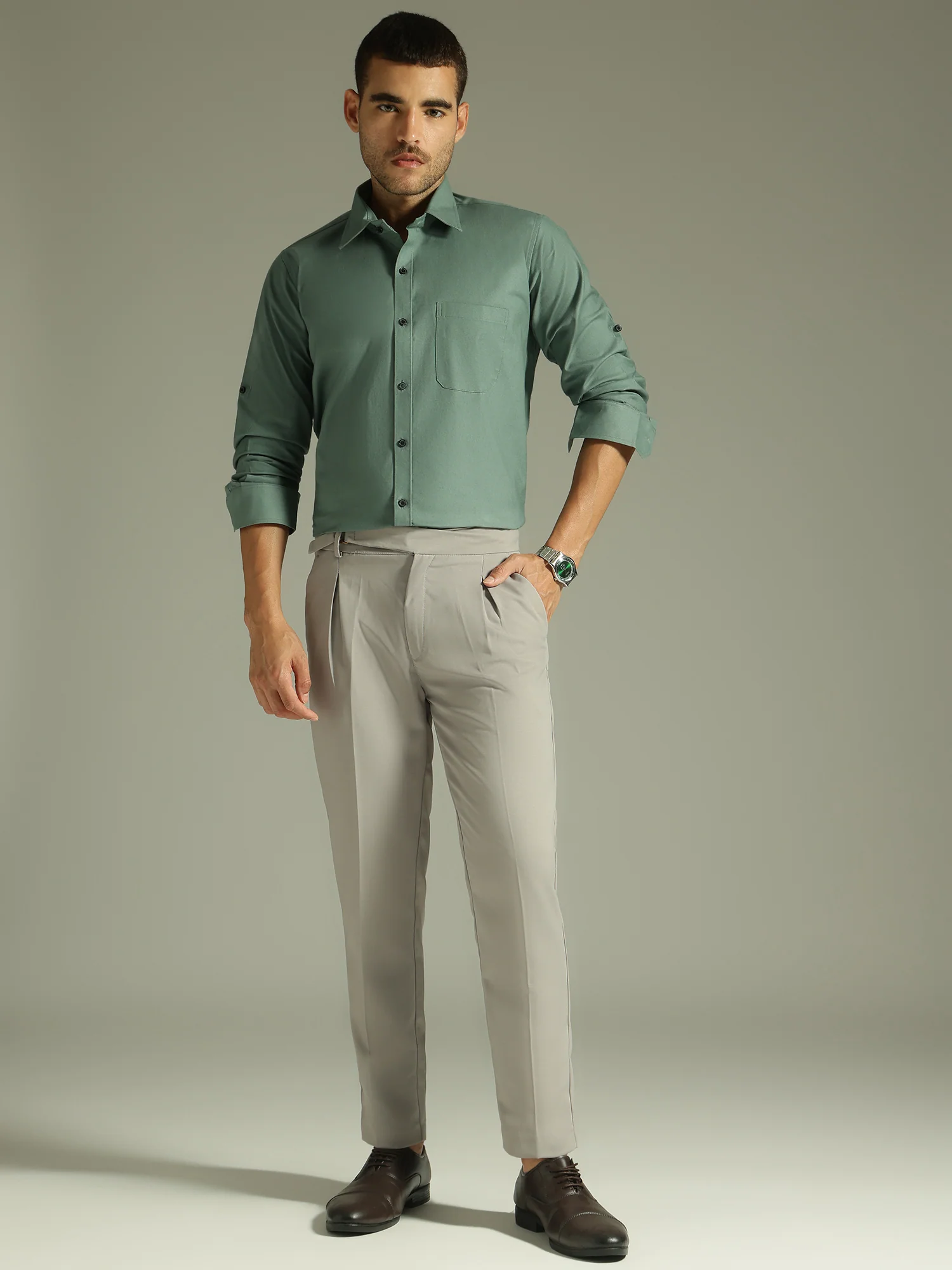 Olive Green: Spread Collar Casual Shirt