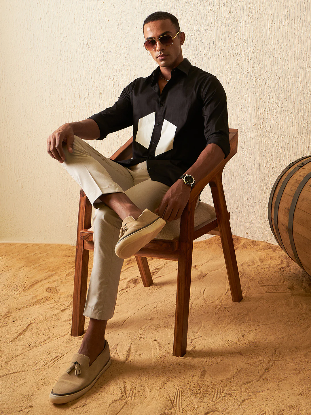 Black: Full Sleeves Casual Shirt