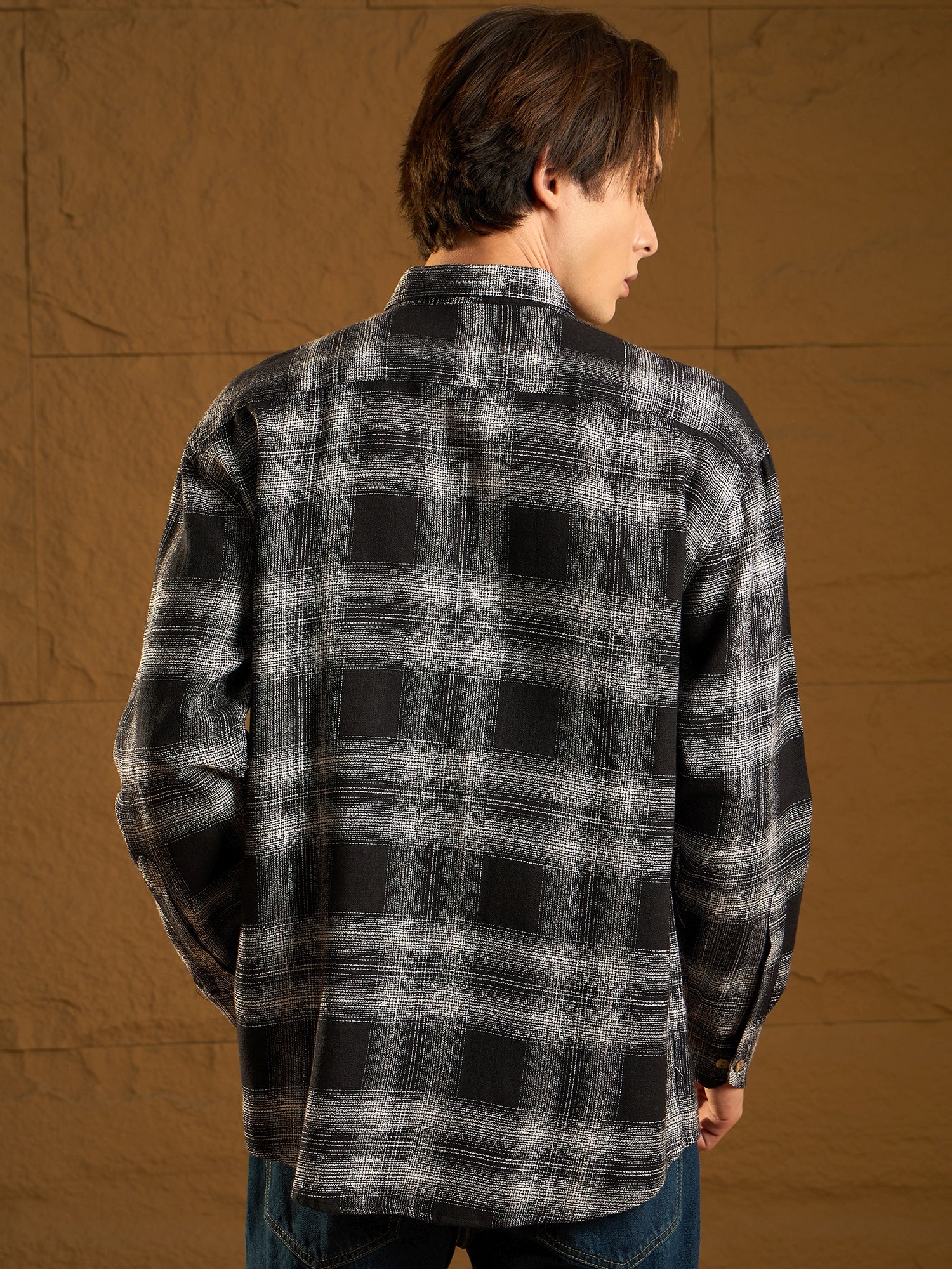 Black: Full Sleeves Casual Checked Shirt