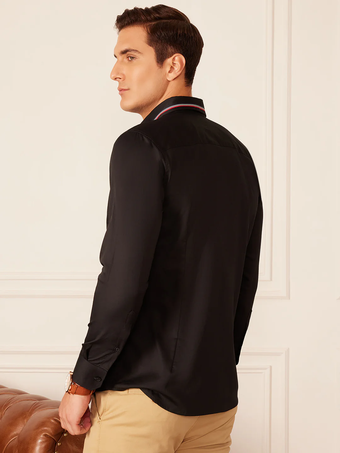 Black: Full Sleeves Tape On Collar Formal Shirt