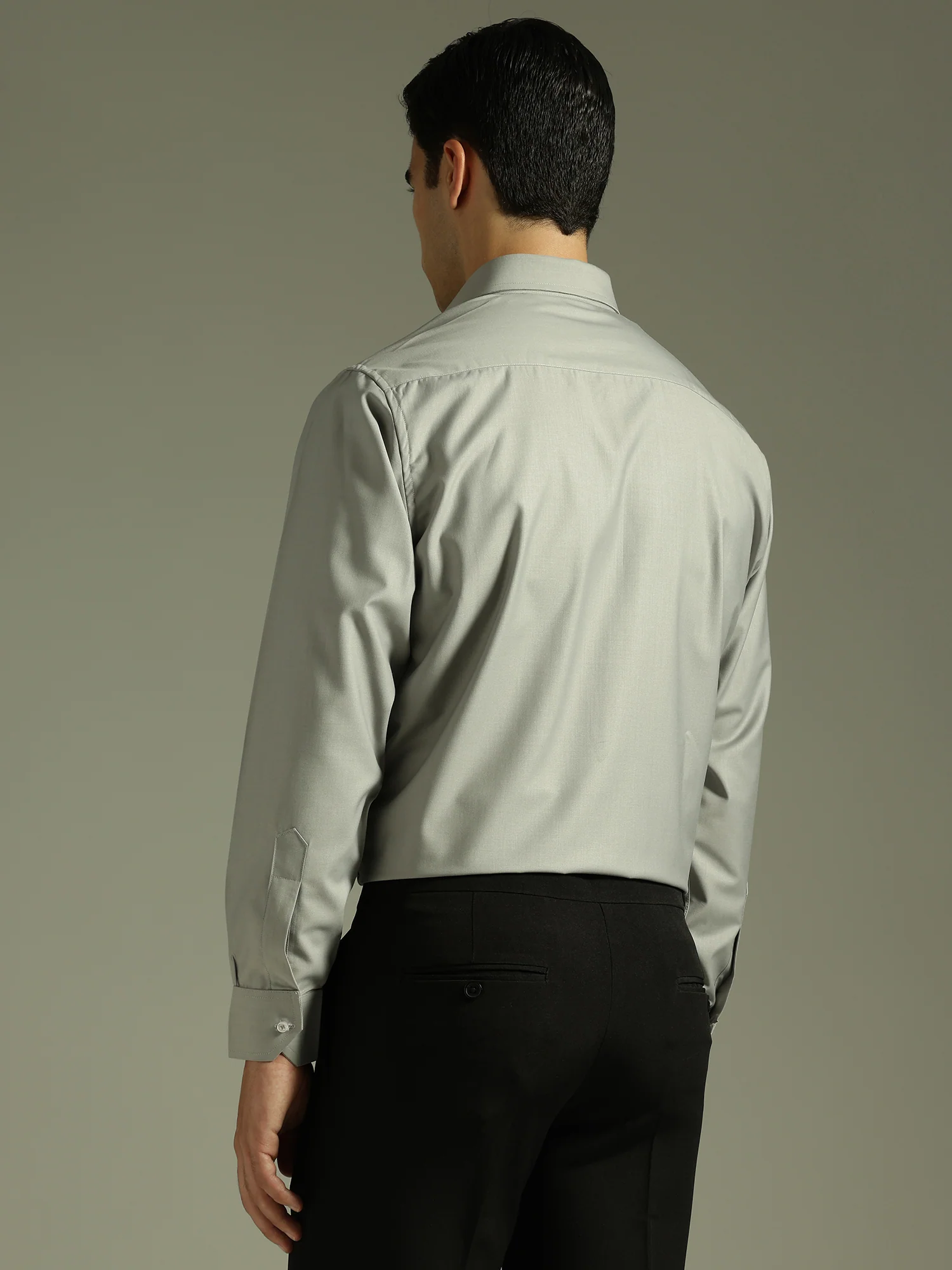 Grey: Spread Collar Formal Shirt