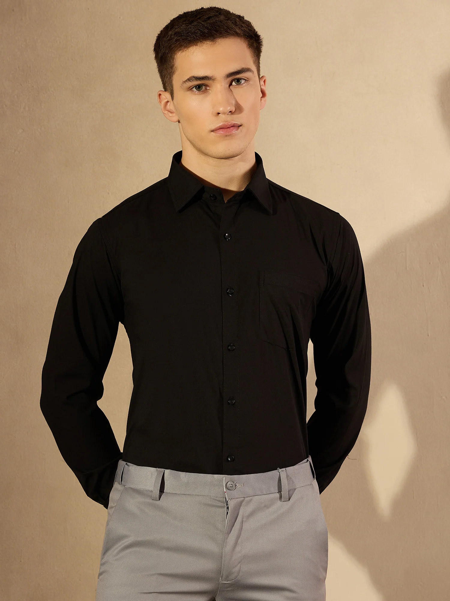 Black: Lycra Spread Collar Formal Shirt