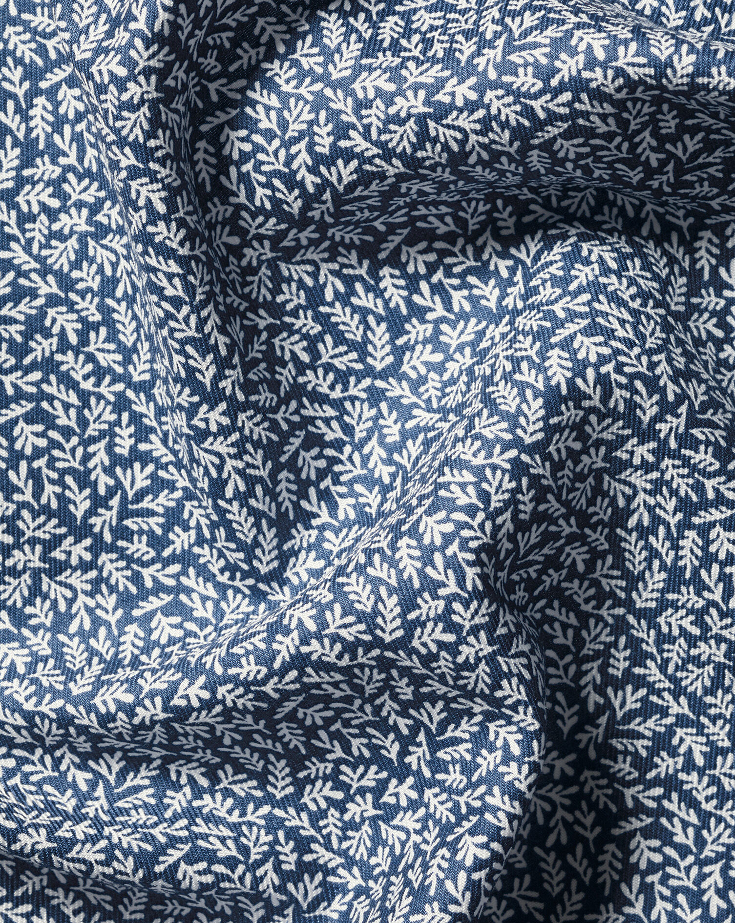 Non-Iron Stretch Leaf Print Shirt - Ink Blue