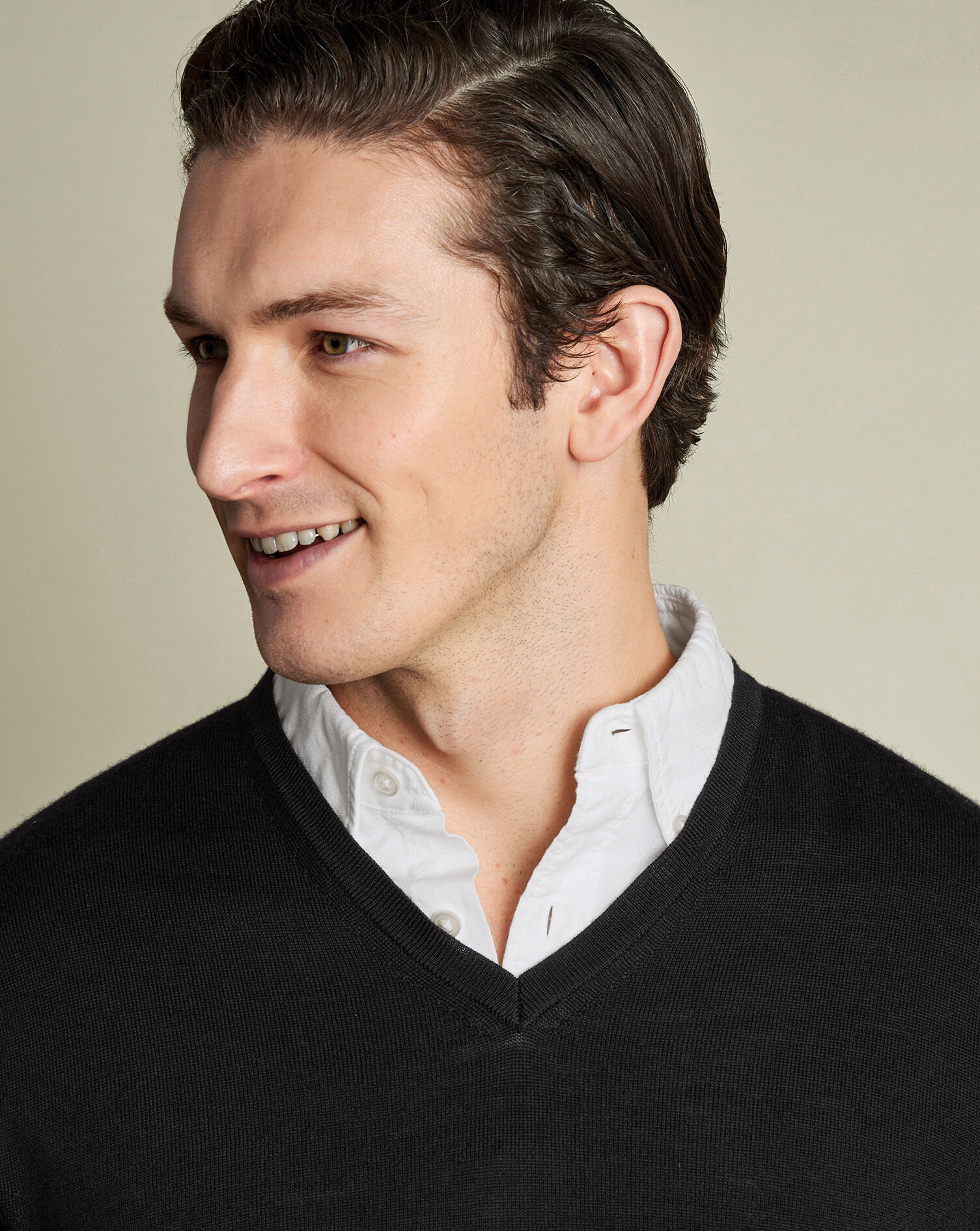 Merino V-Neck Sweater - Black