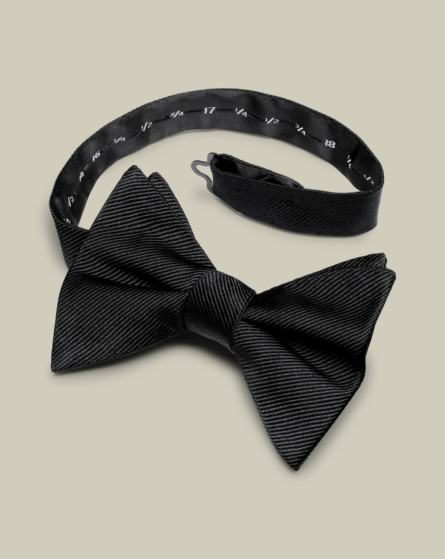 Silk Ready-Tied 8cm Bow Tie - Black