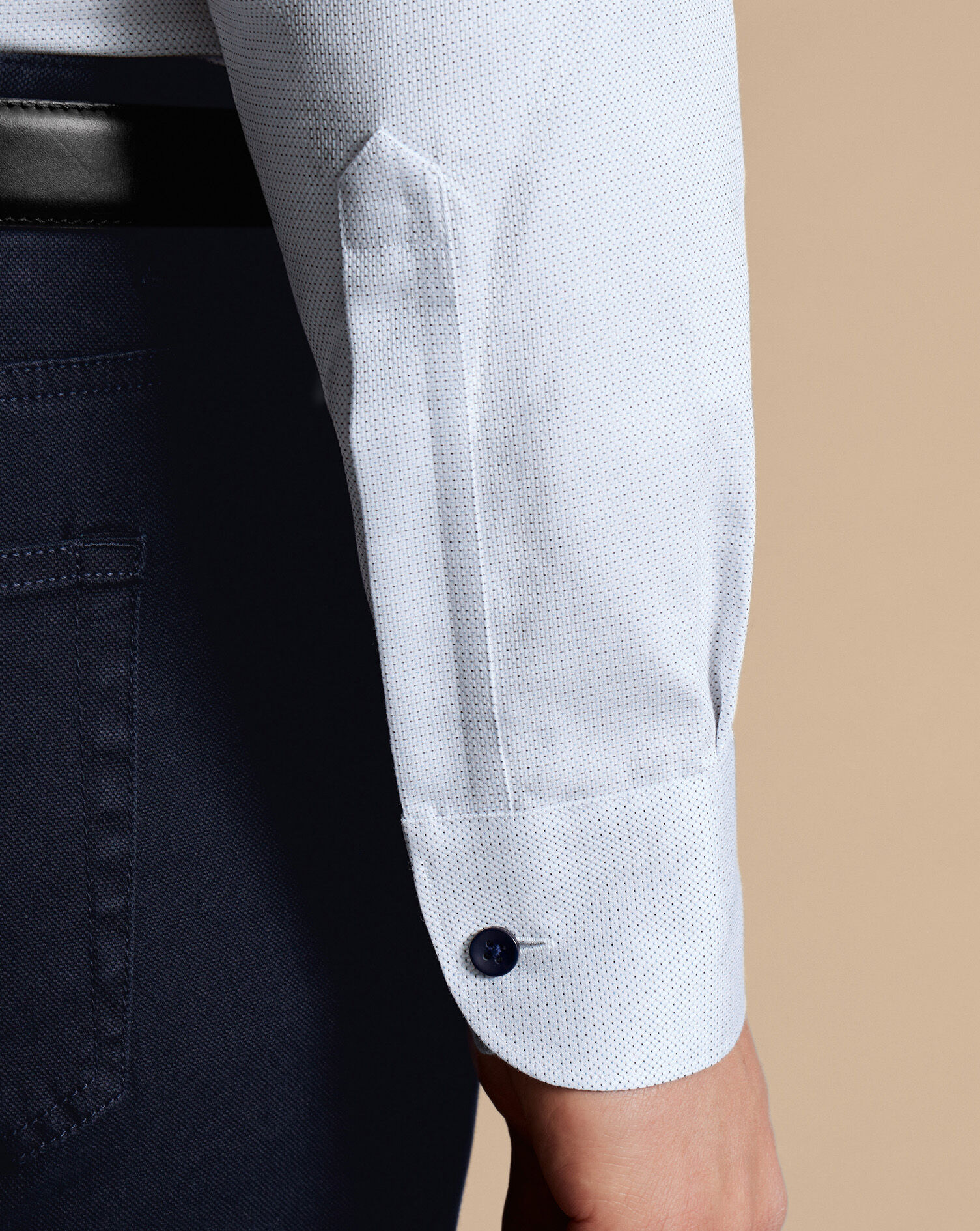 Semi-Spread Collar Non-Iron Dot Stretch Texture Shirt - White