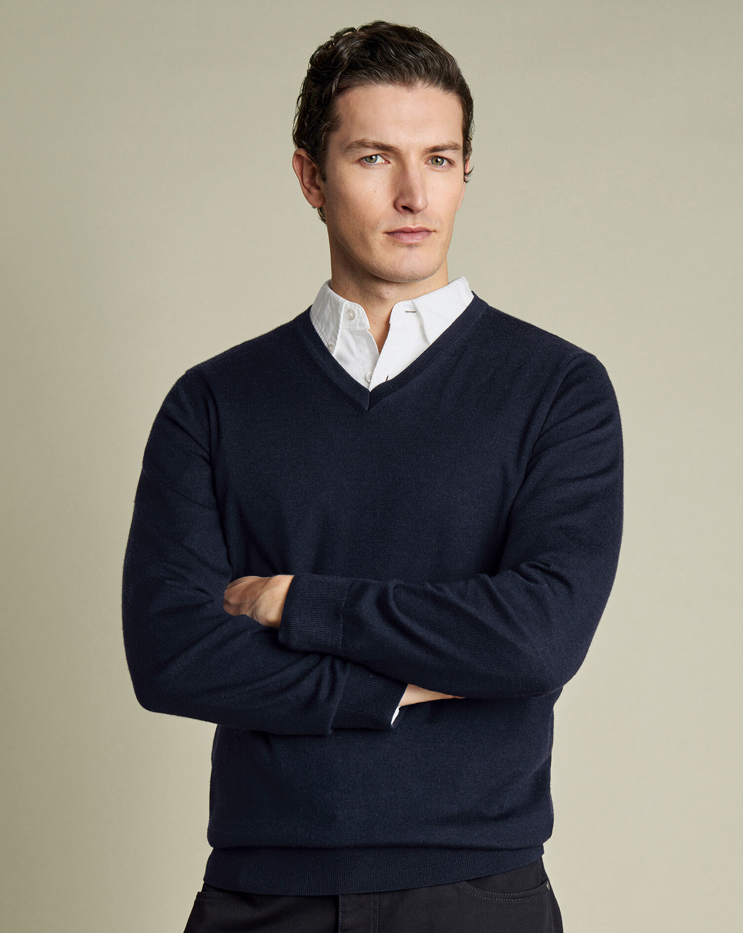Merino V-Neck Sweater - Navy