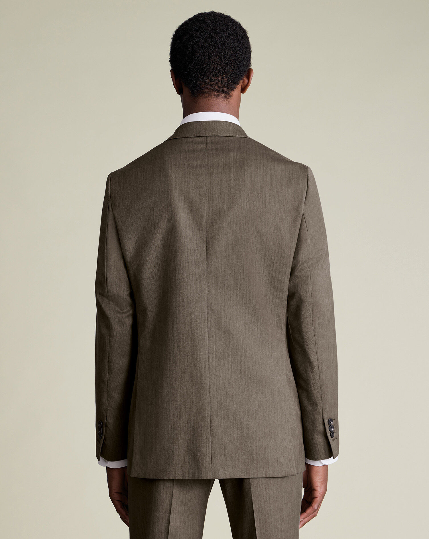 Ultimate Performance Herringbone Suit – Mocha