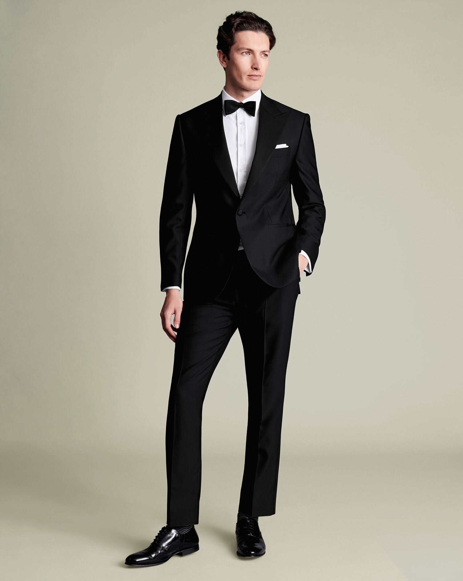 Peak Lapel Tuxedo Dinner Suit - Black