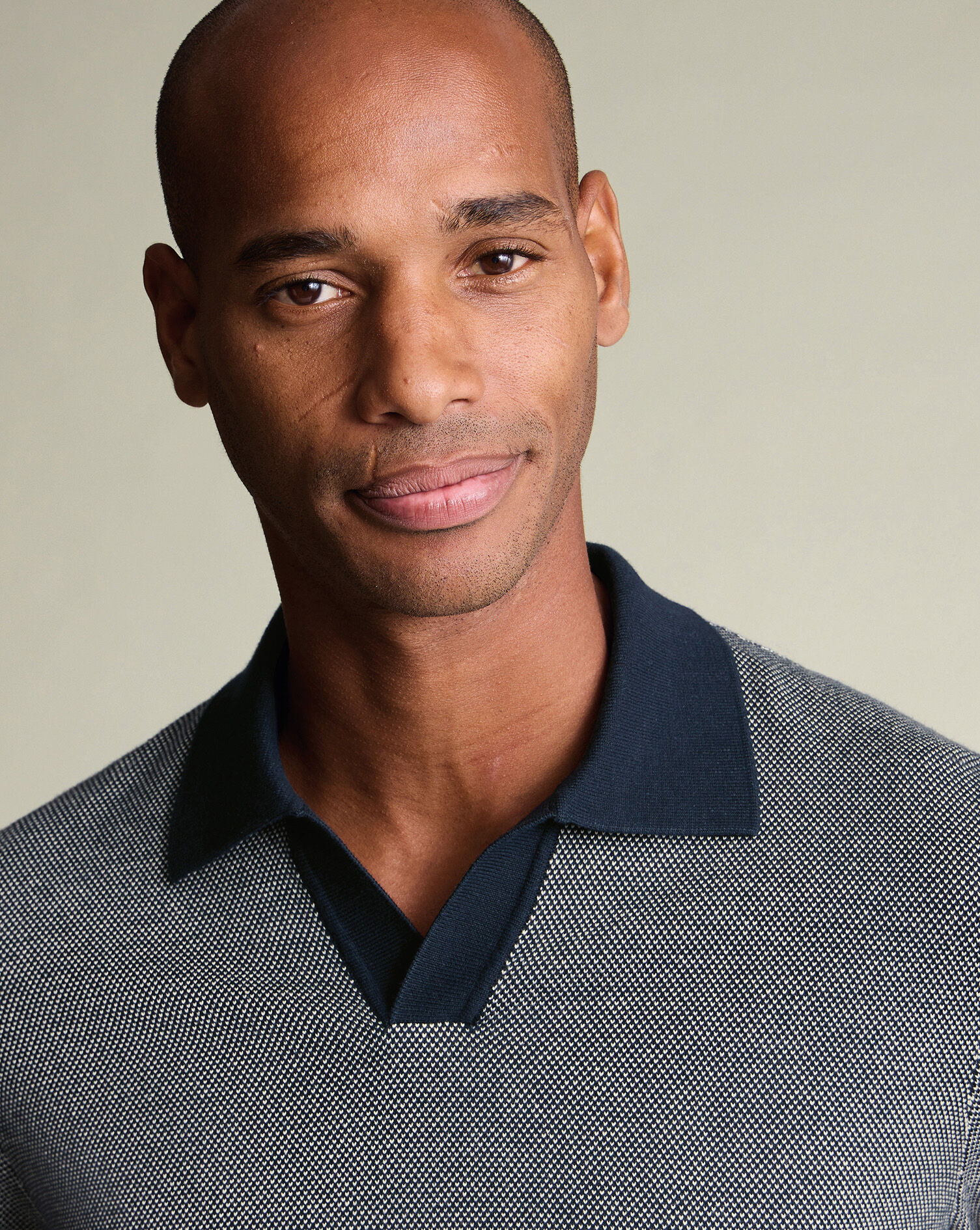Short Sleeve Polo Neck Sweater - Navy & White