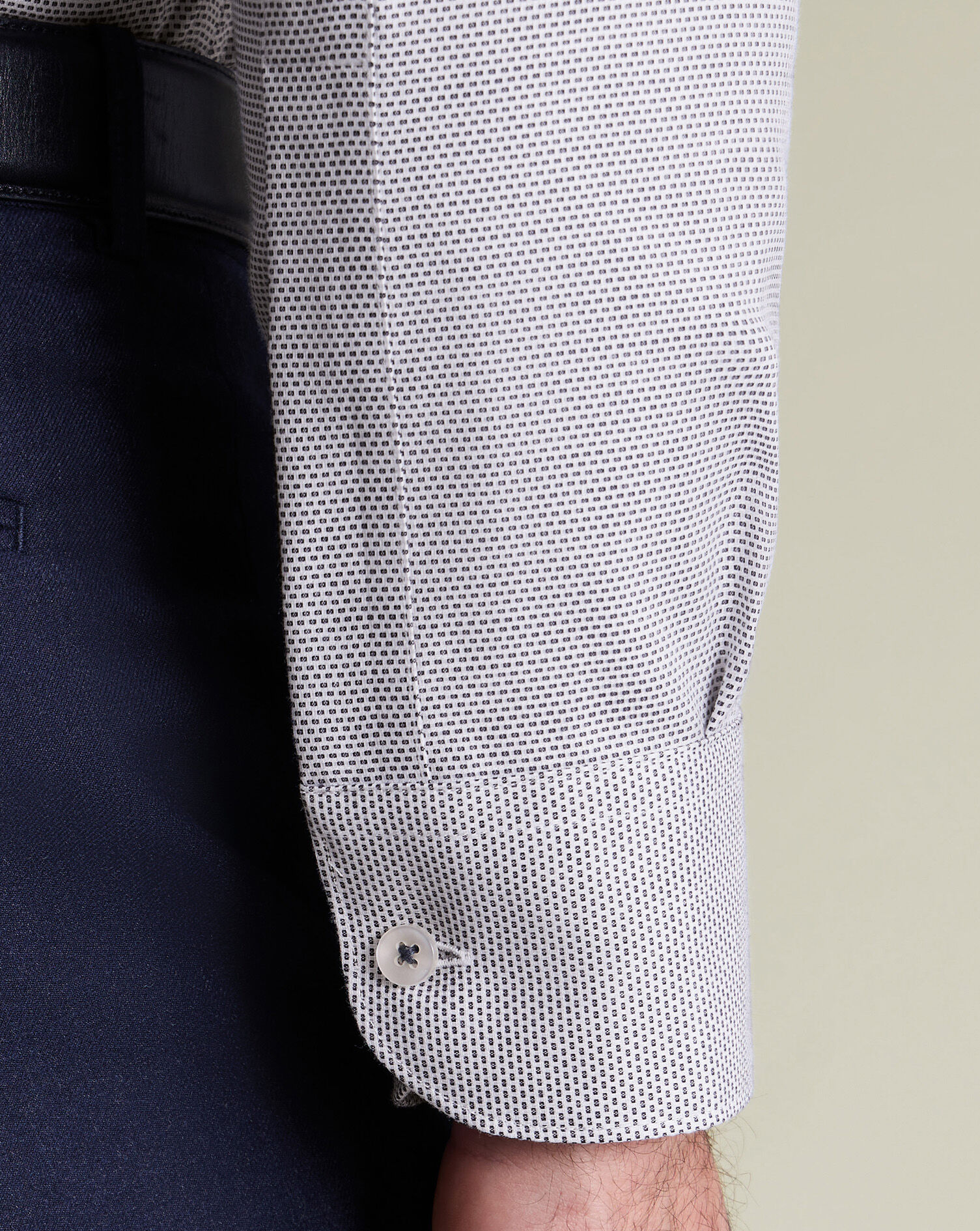 Non-Iron Stretch Texture Shirt - Dark Blue