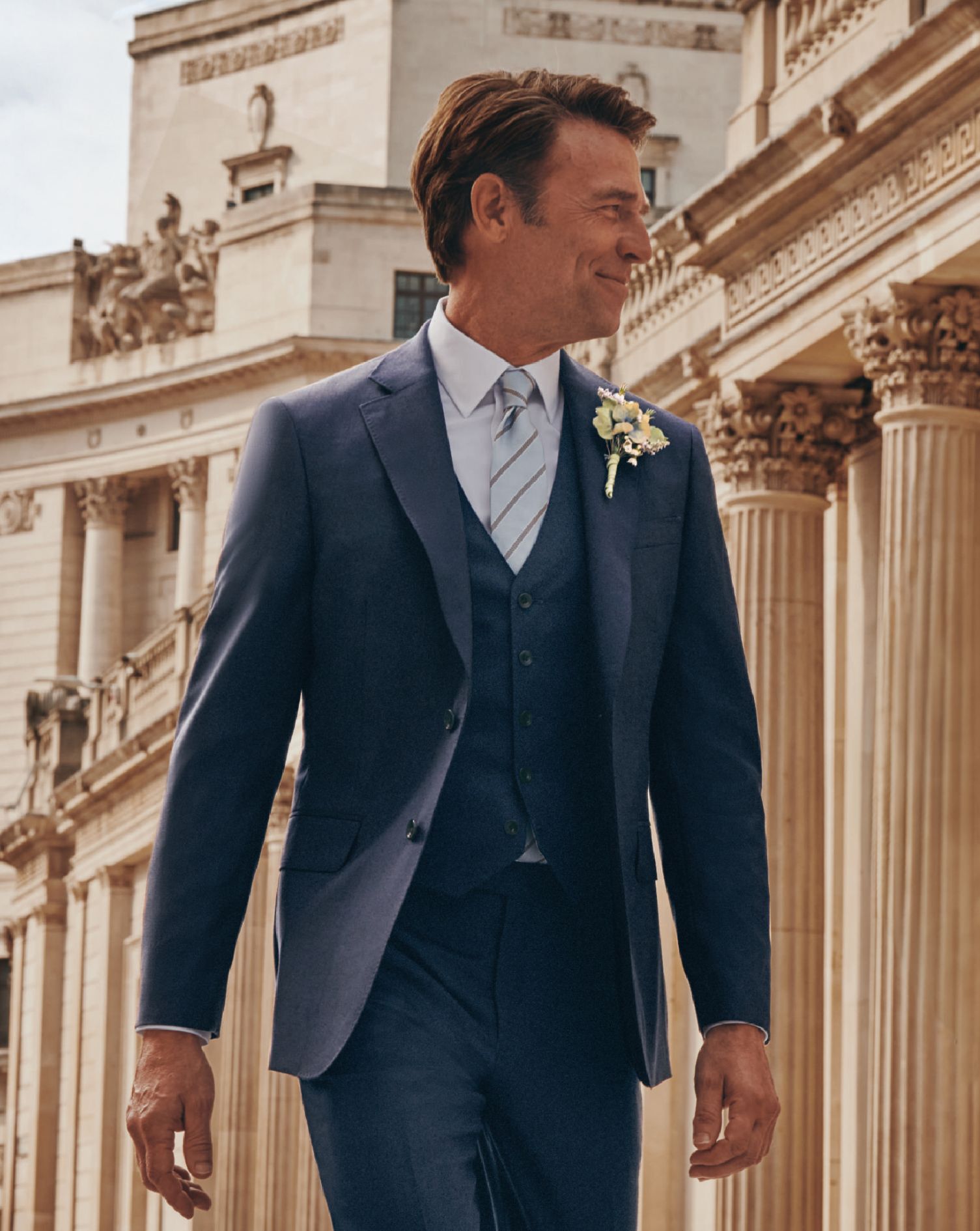 Luxury Italian Suit - Dark Navy