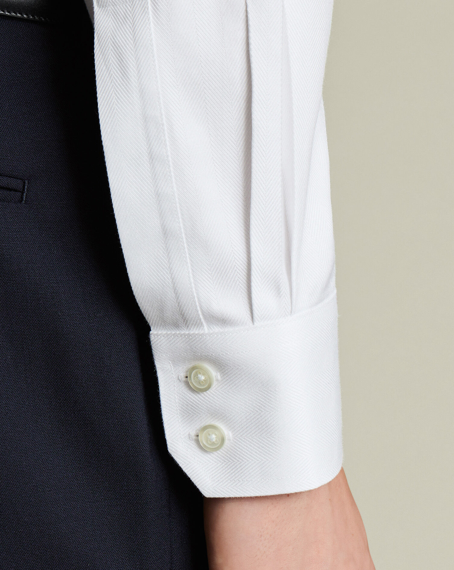 Spread Collar Non-Iron Herringbone Shirt - White