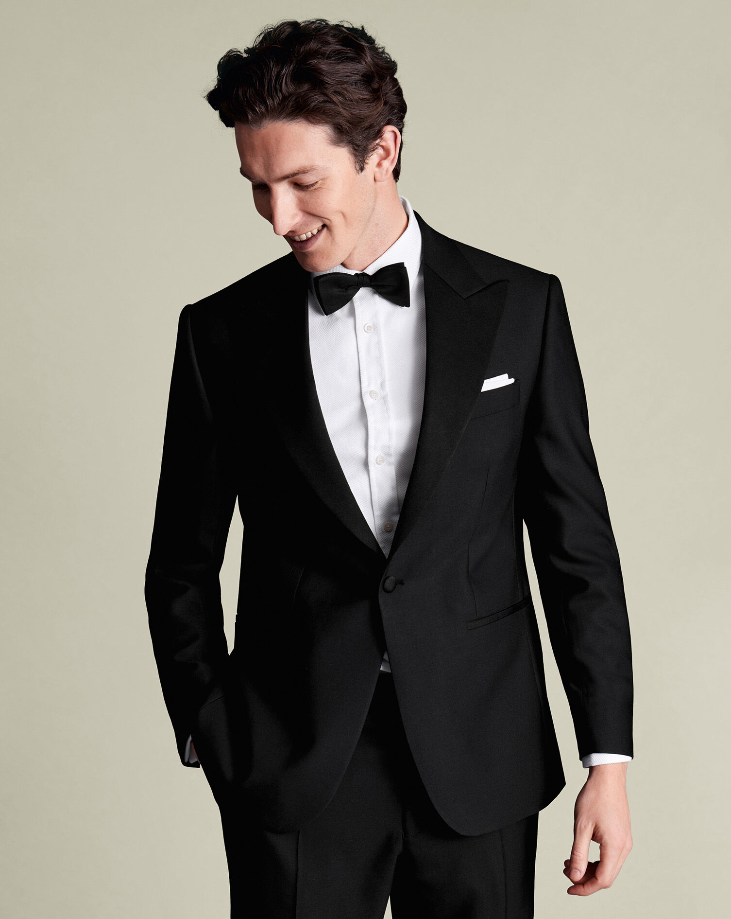 Peak Lapel Tuxedo Dinner Suit - Black