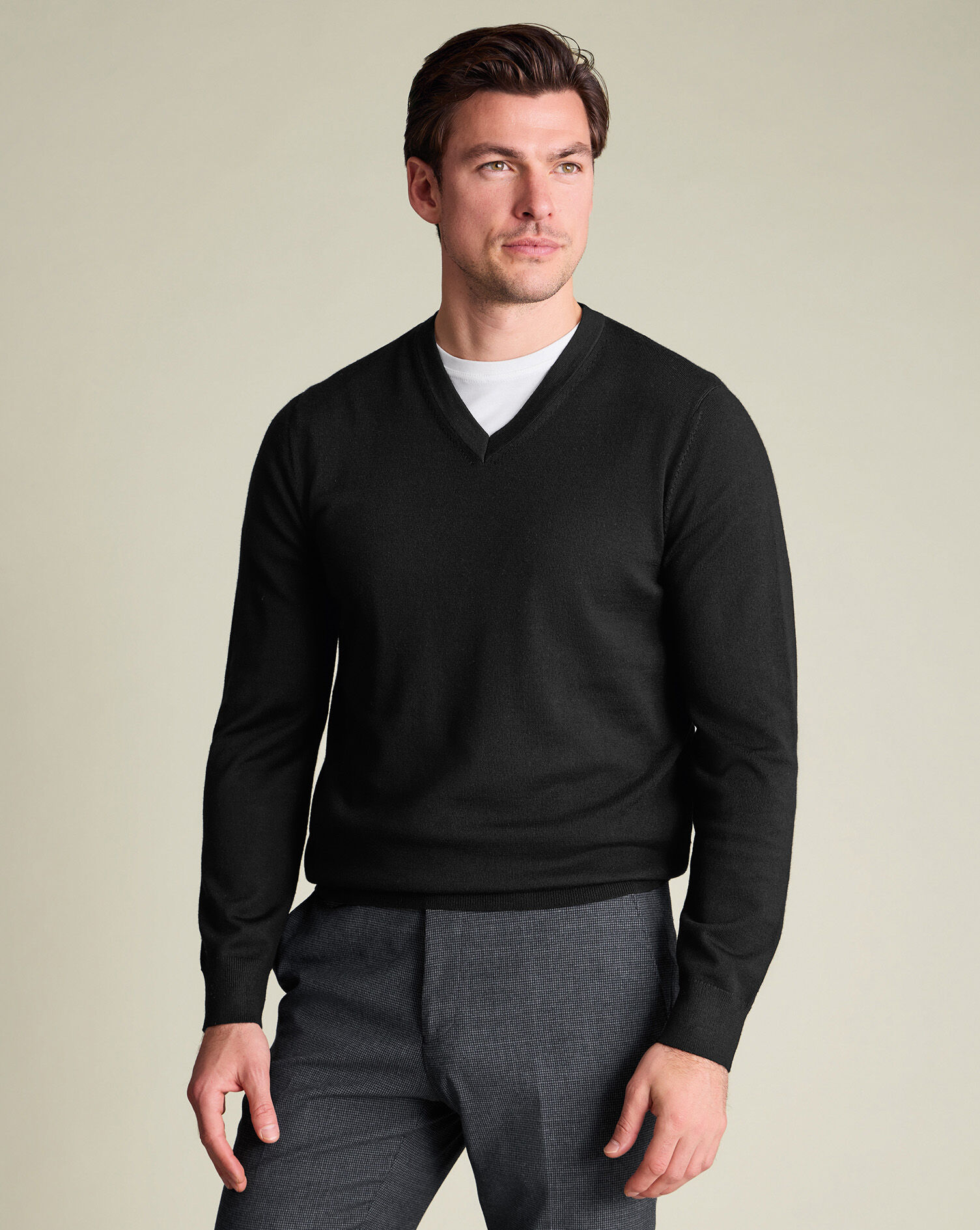 Pure Merino V-Neck Sweater - Black