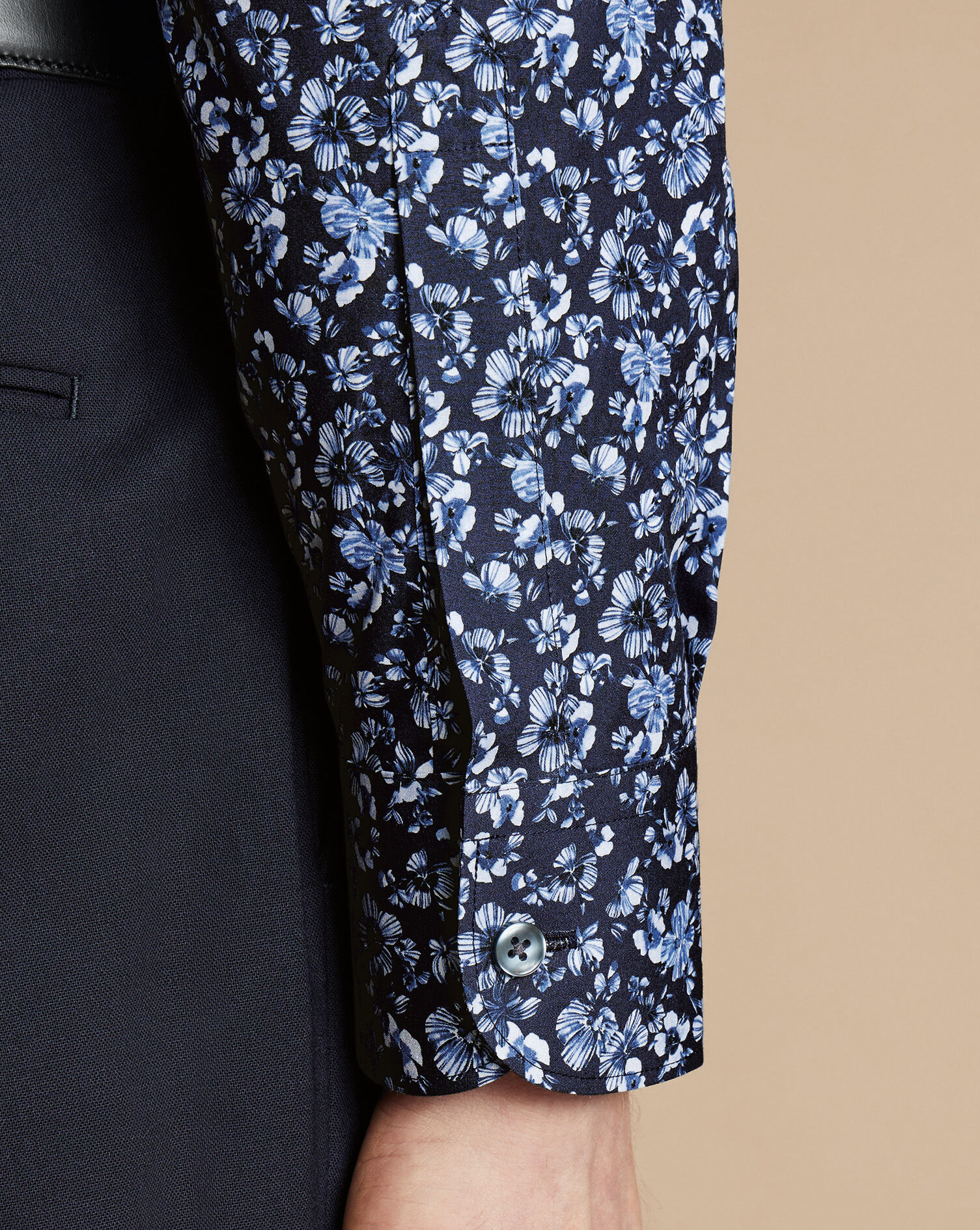 Made with Liberty Fabric Semi-Spread Large Floral Shirt - Navy
