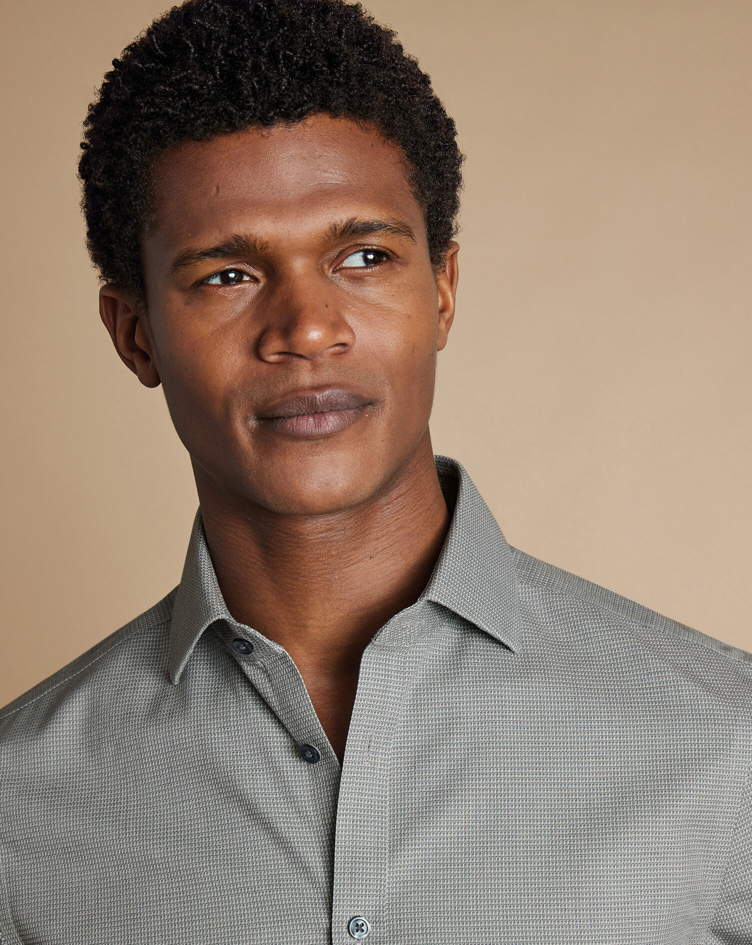 Spread Collar Non-Iron Stretch Kensington Weave Shirt - Charcoal Gray