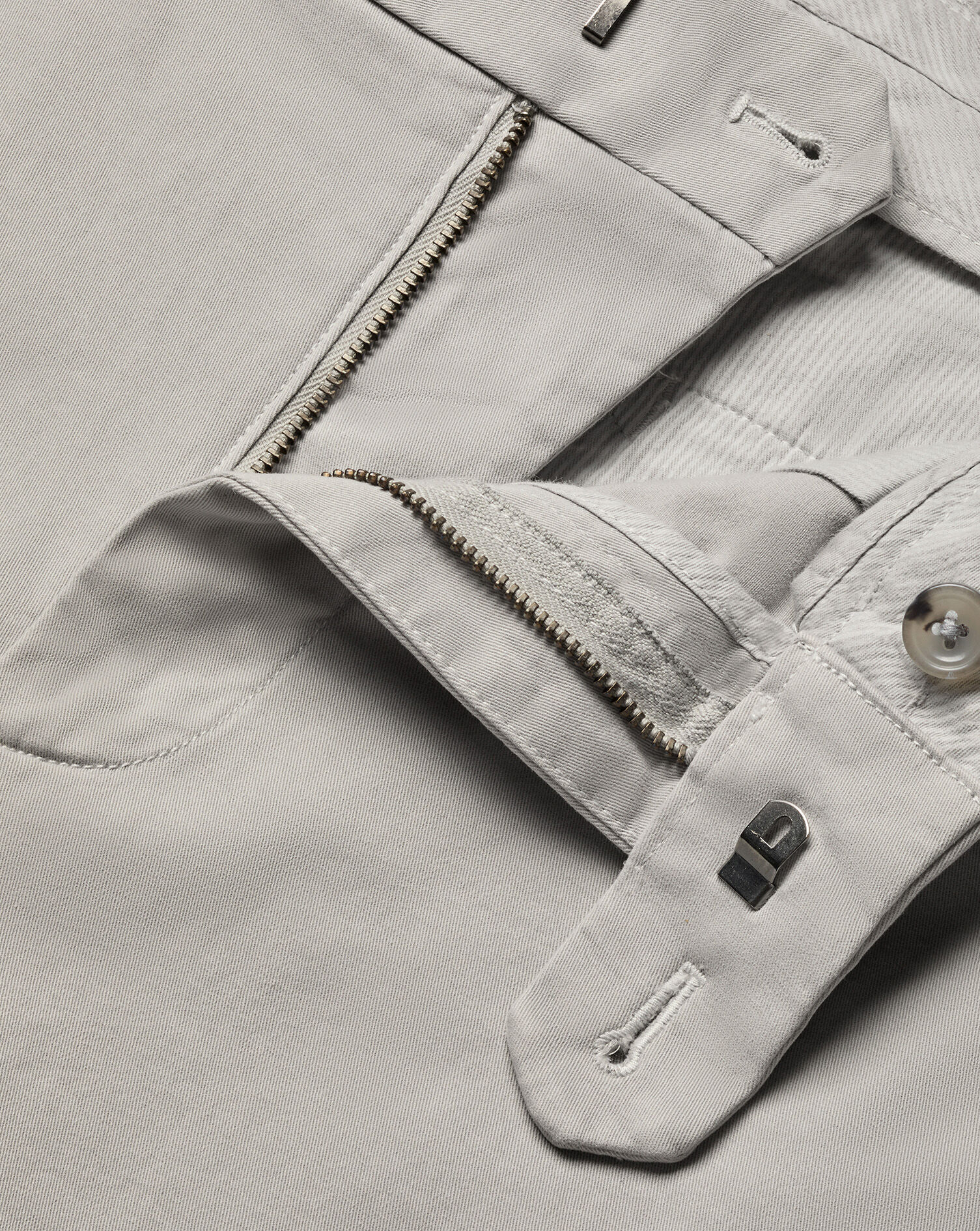 Washed Chinos - Silver Gray