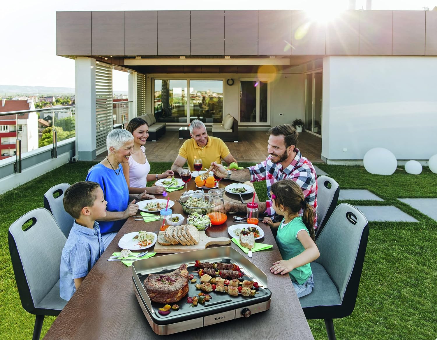 Tefal Maxi Plancha griddle CB690D - Large griddle suitable for 10-12 people - For indoor and outdoor grilling, Grey