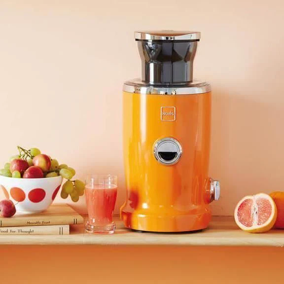 2025 Sapcentrifuge Novis VitaJuicer oranje