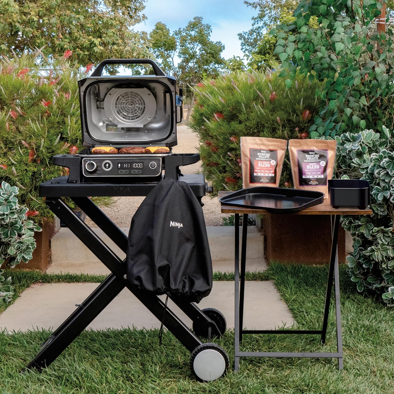 Ninja Woodfire Pro Connect XL Electric BBQ Grill & Smoker with App Control, Digital Sensor, Large 7-in-1 Grill & Air Fryer with Wood Fire Pellets, Weatherproof, Black OG901EU