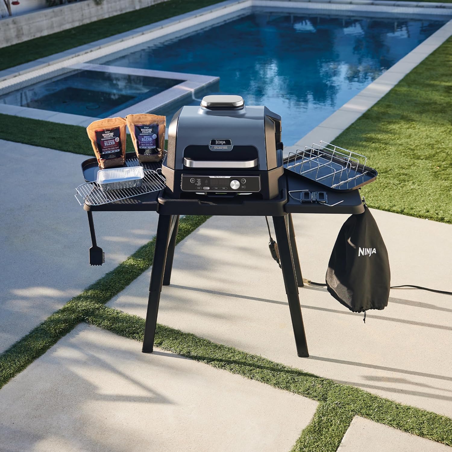 Ninja Woodfire Pro Connect XL Electric BBQ Grill & Smoker with App Control, Digital Sensor, Large 7-in-1 Grill & Air Fryer with Wood Fire Pellets, Weatherproof, Black OG901EU