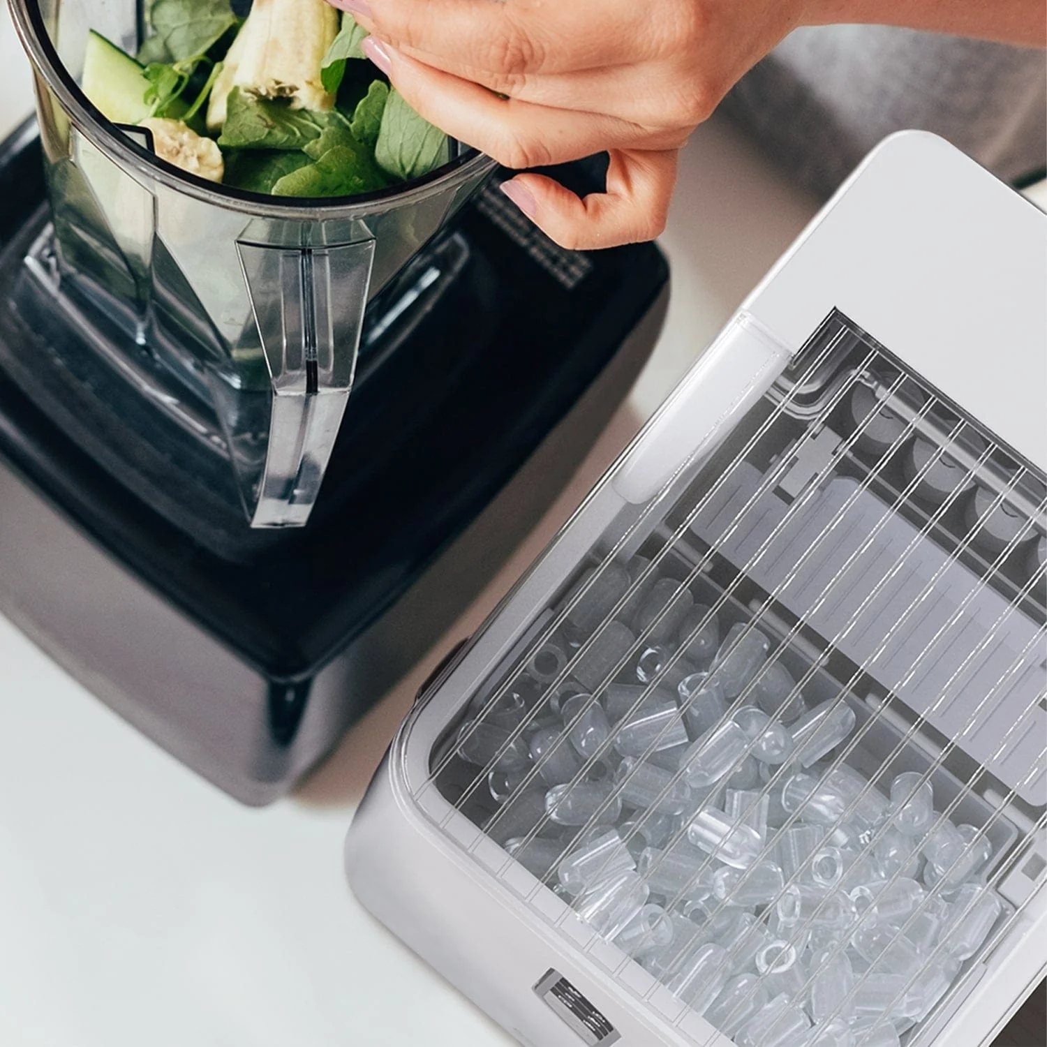 Tafelmodel IJsblokjesmachine �C Zelfreinigende Machine met 2L Tank en Dagelijkse Productie van 15 kg �C Wit